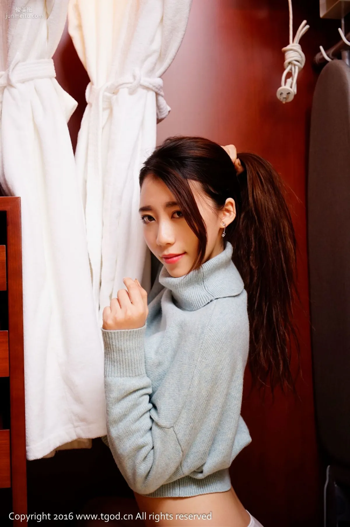 Deng Xue: TGOD photo 49