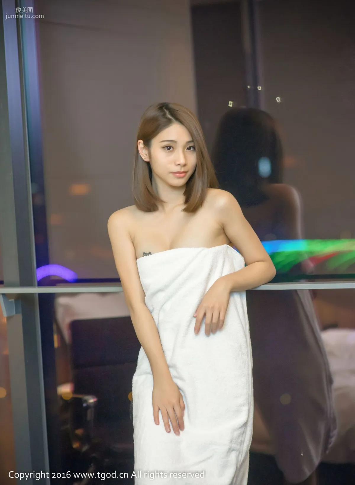 Lee小棠《美色震蕩的微笑》 [推女神/禦女郎] 寫真集 29