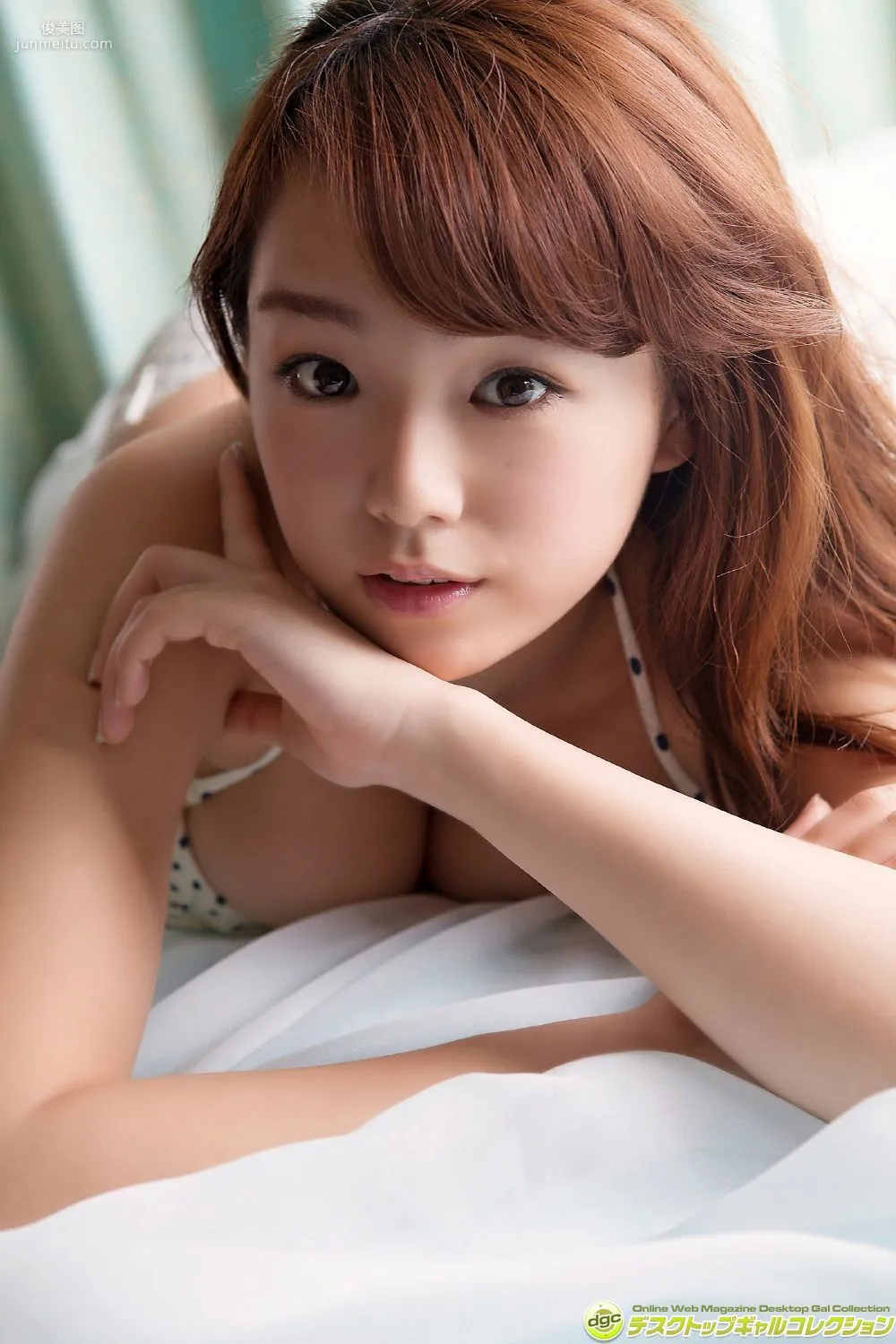 筱崎愛《グラビア不動の地位にある!圧倒的ロリ乳!》寫真集 [DGC] NO.1275 82