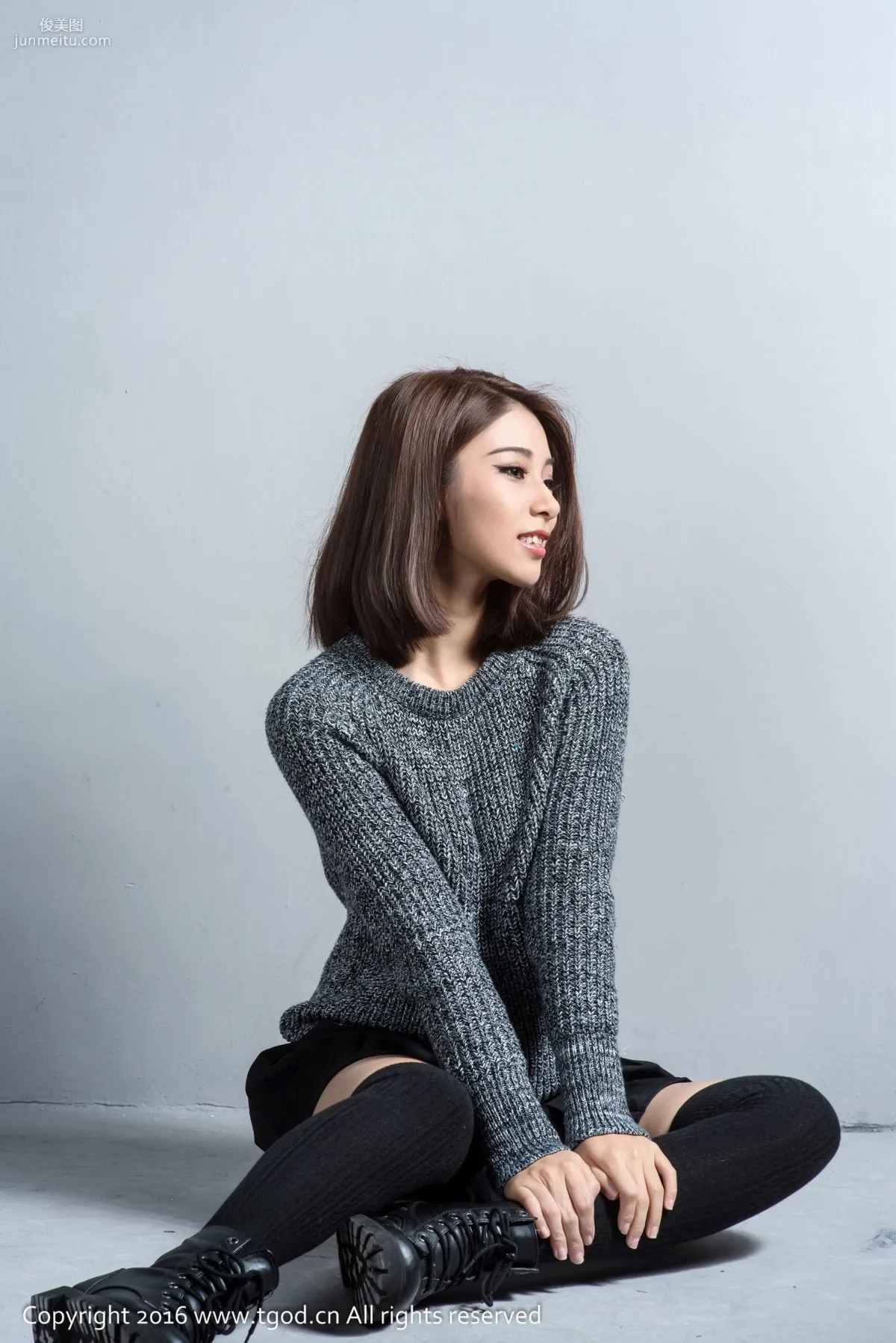 Lee Xiaotang, Girl Obsessed with Tattoos, Primitive Wildness [TGOD] Photo Set photo 41