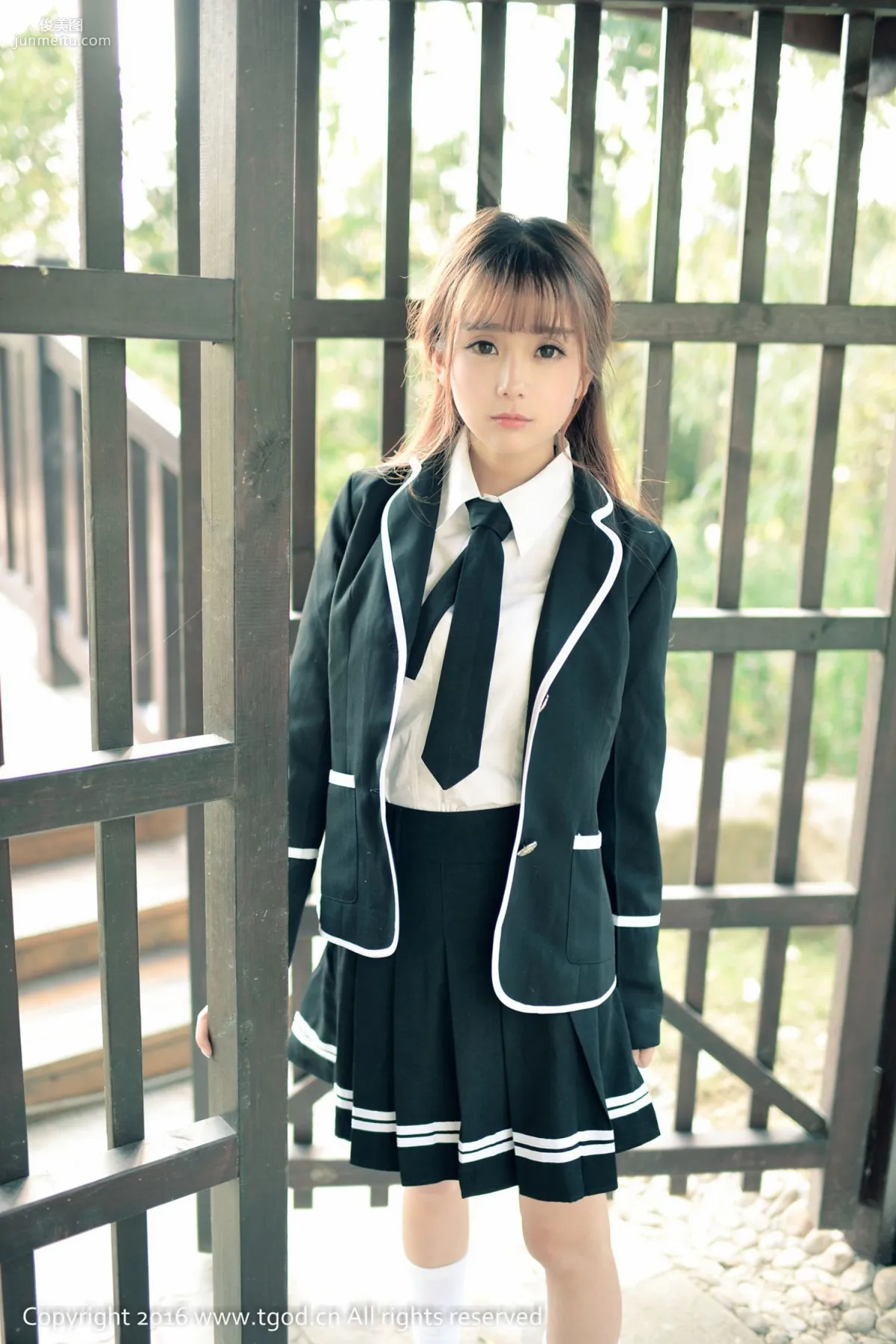 小九Vin《校服蘿莉教主》 [推女神TGOD] 寫真集 2