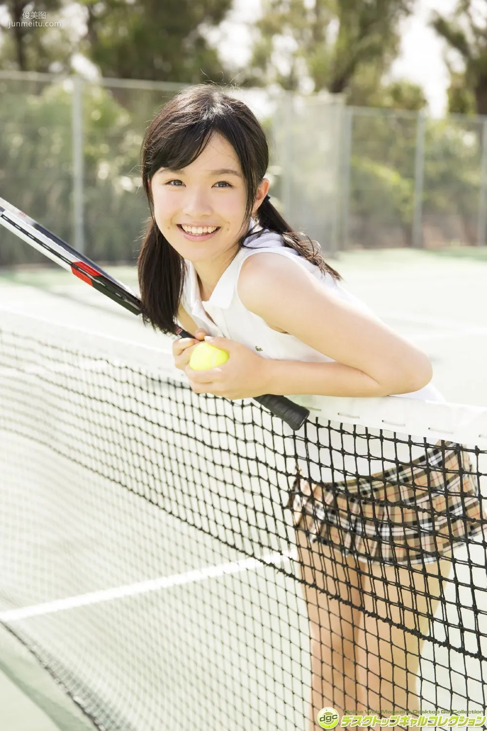 百川晴香《ウルトラマンXのルイ役で大ブレイク！》寫真集 [DGC] NO.1283 39