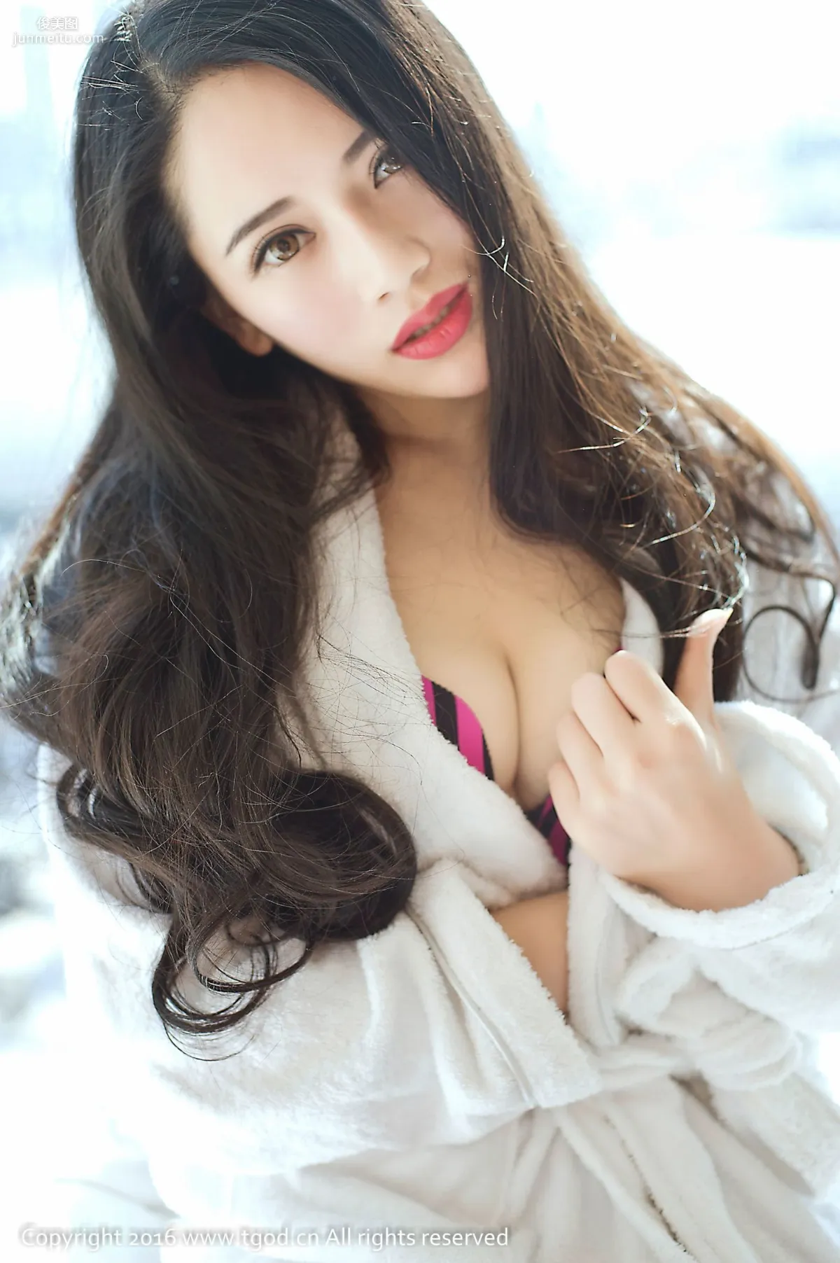 朱小旭《鄰家少女真空裝》 [推女神TGOD] 寫真集 8