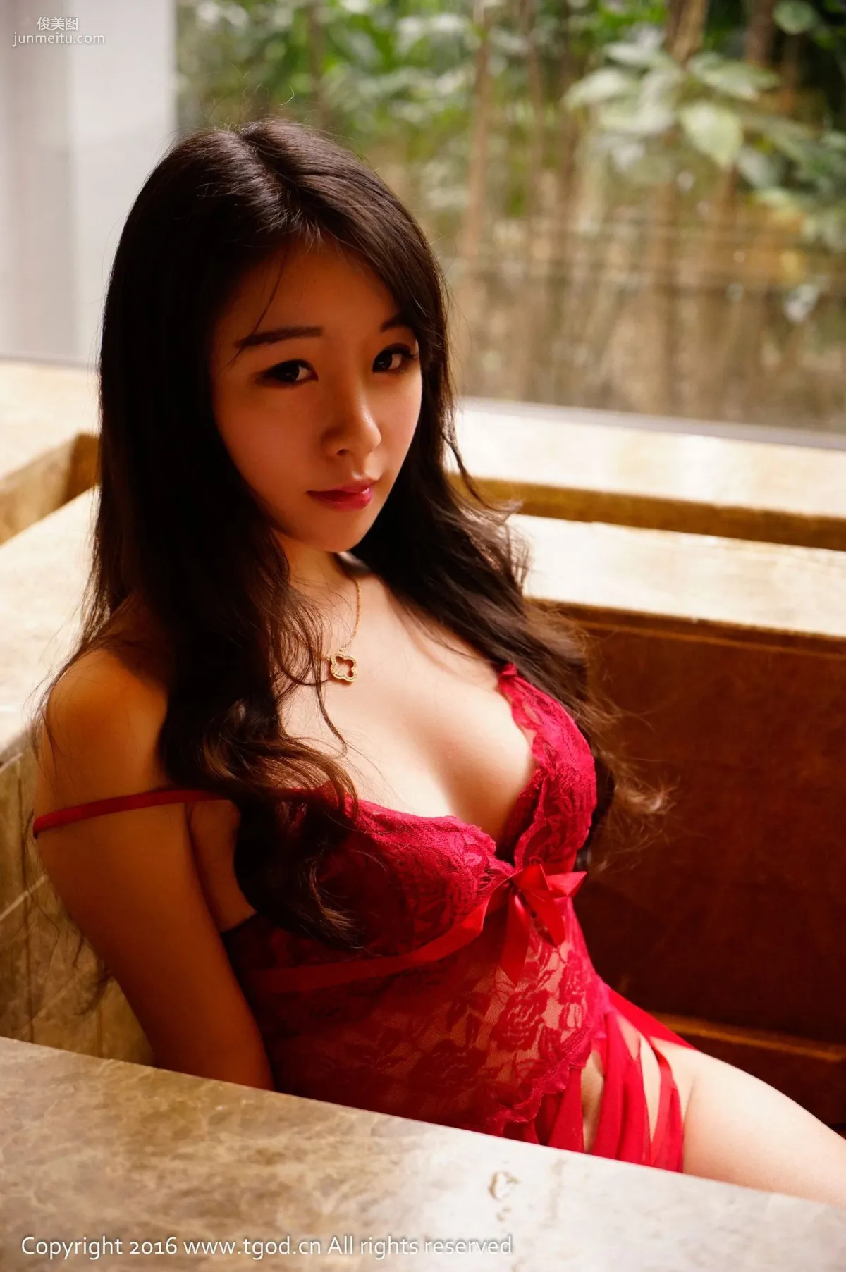 Zixuan Crystal, Pure and Hot Good Girl [TGOD] Photo Set photo 36