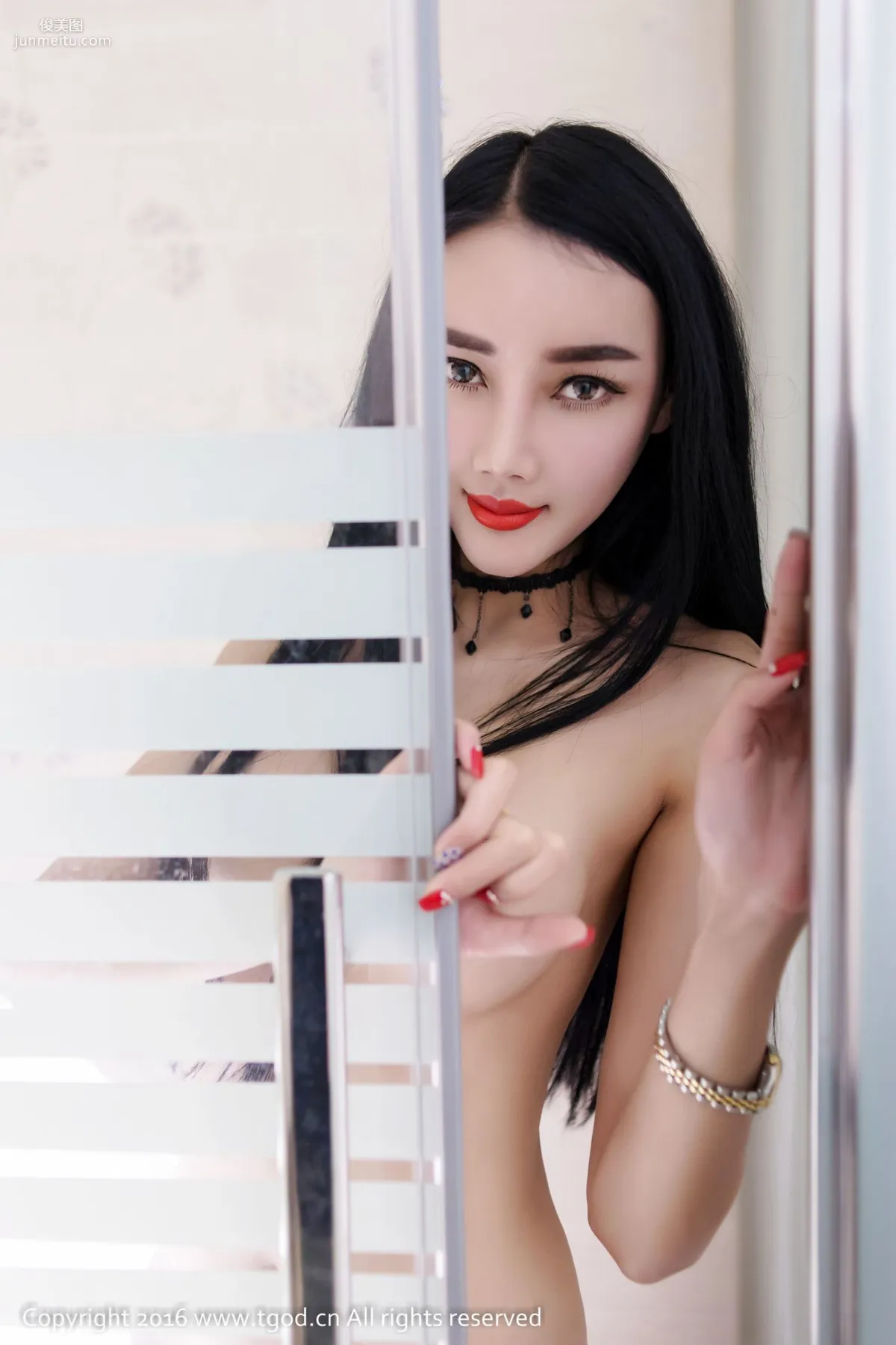 Jie Xier Jessie《Half-Revealed Stirring Up a Commotion》 [TGOD] Photo Set photo 38