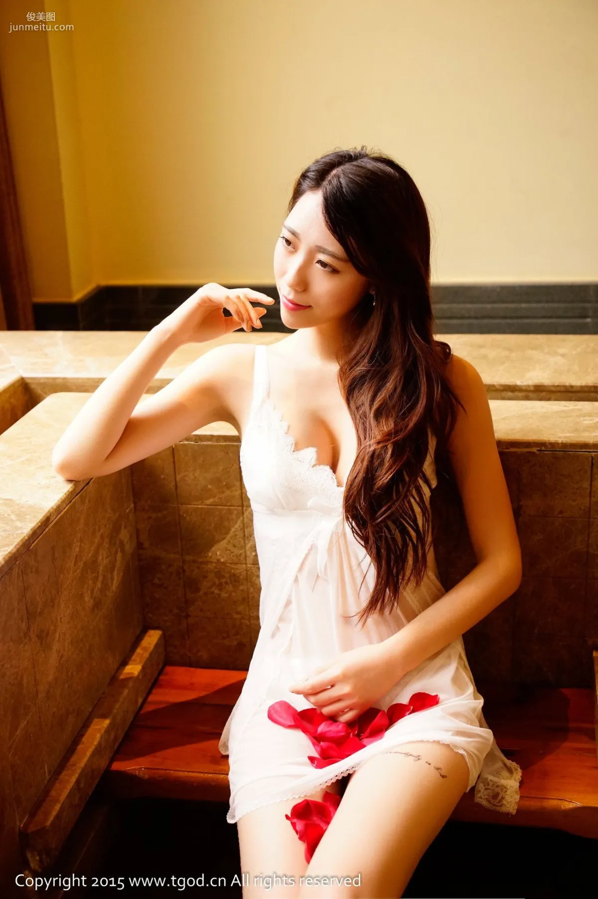 Deng Xue: TGOD photo 37