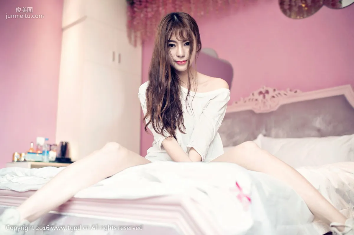 Yutong Ci-ci, Youthful Girl, Lovely and Sweet Red Cherry Lips [TGOD] Photo Set photo 35