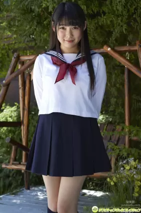 結城ちか/結城千佳《100cmのHカップ揺れる柔らかな巨乳!》寫真集 [DGC] NO.1278