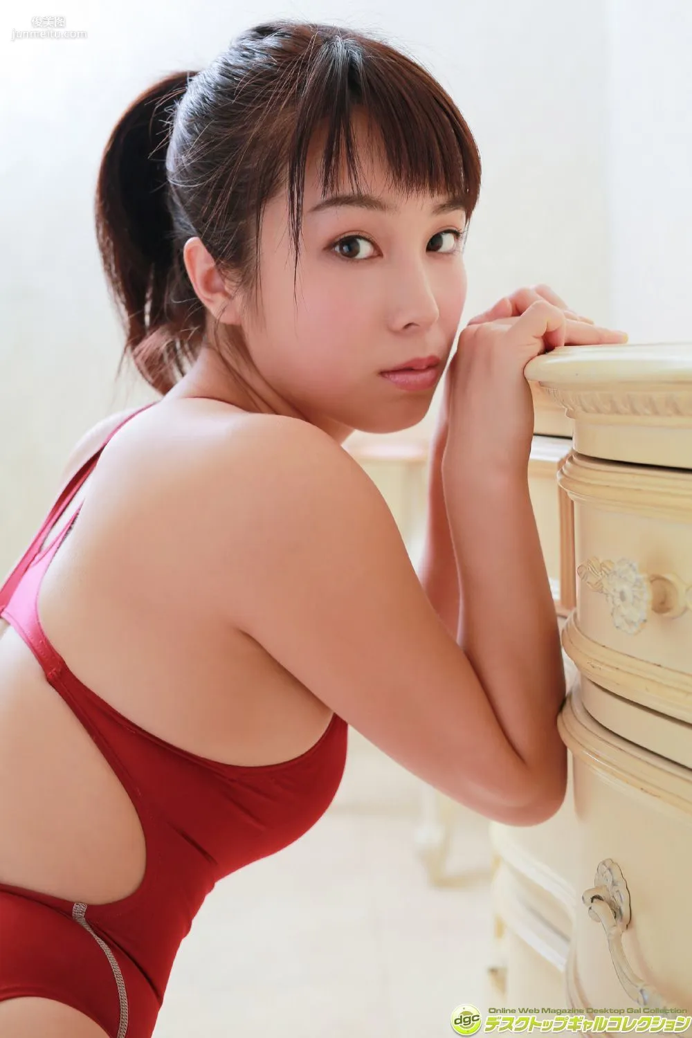 犬童美乃梨《ヤンマガ「黒BUTA GIRL」初代グランプリ！》寫真集 [DGC] NO.1284 96