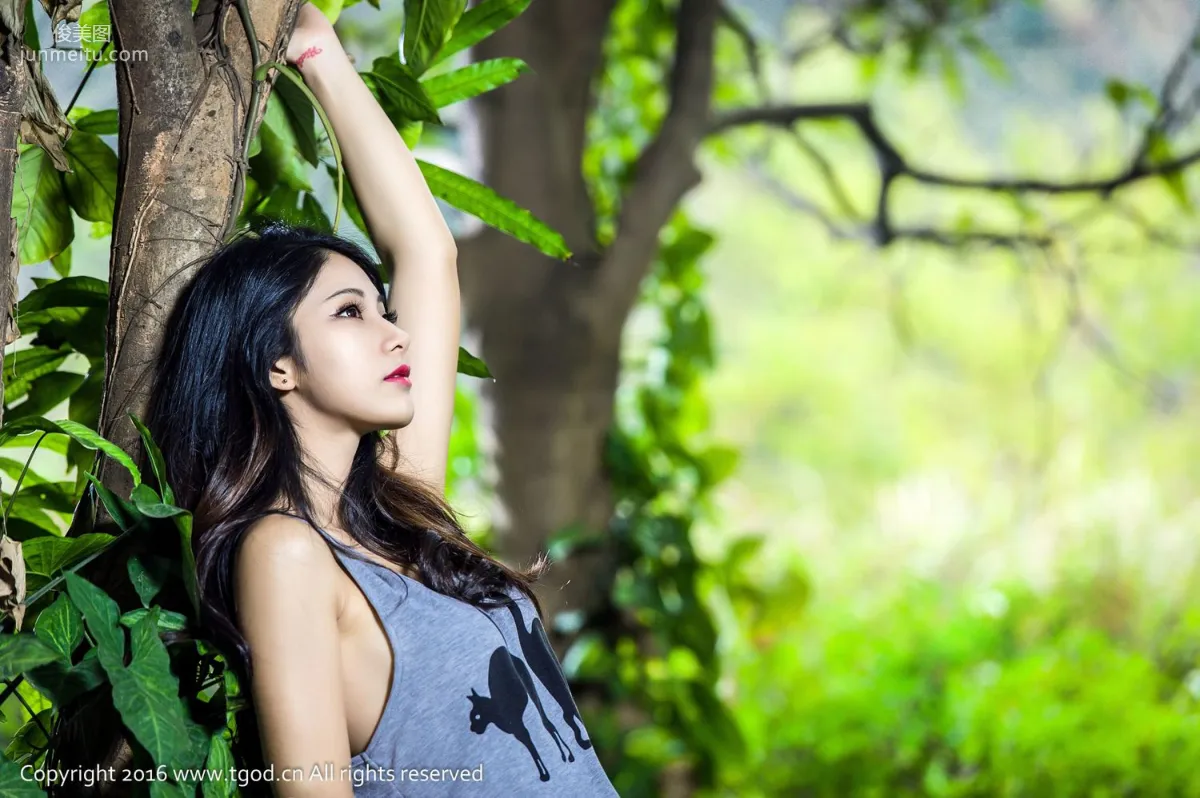Lee Xiaotang, Girl Obsessed with Tattoos, Primitive Wildness [TGOD] Photo Set photo 19