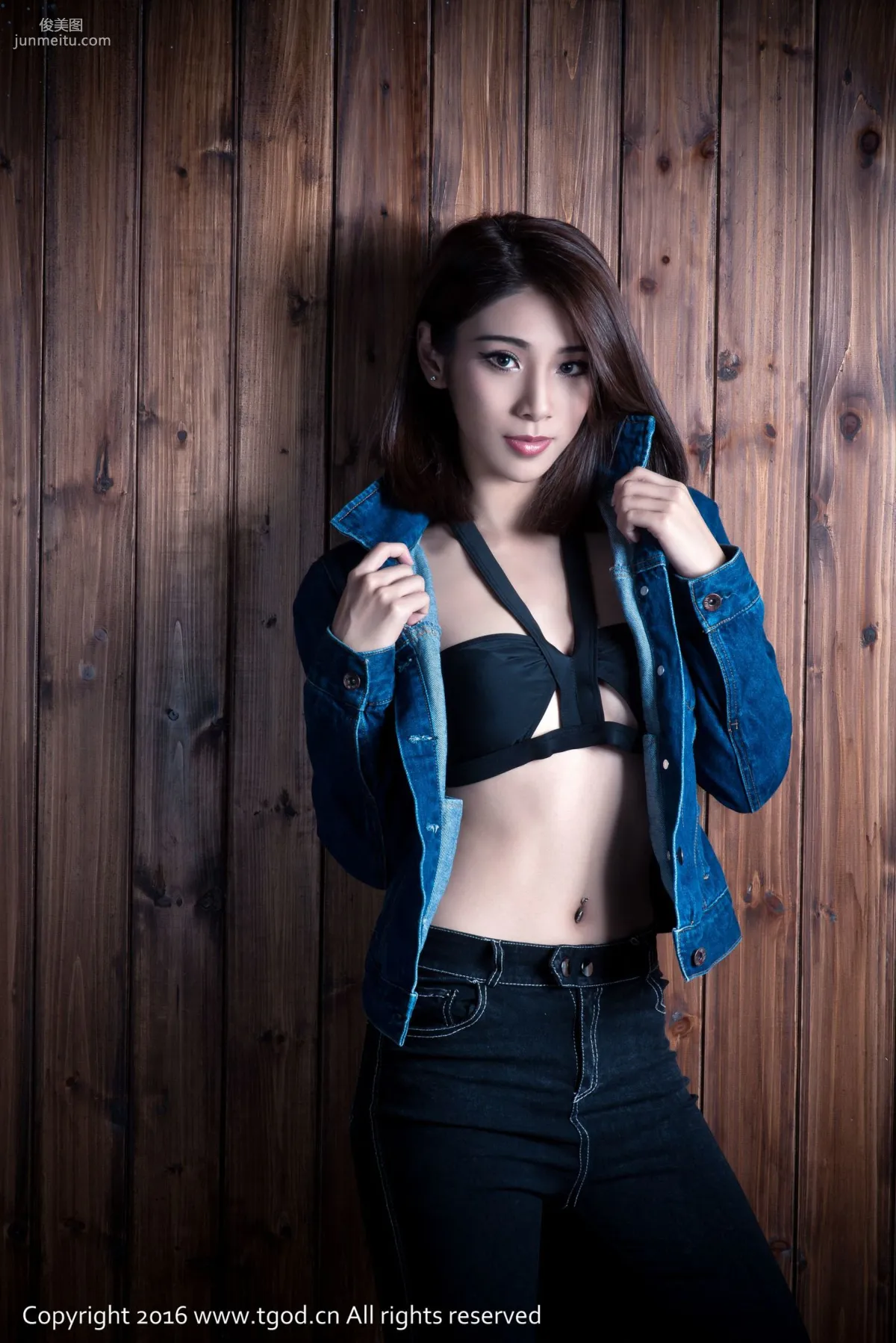 Lee Xiaotang, Girl Obsessed with Tattoos, Primitive Wildness [TGOD] Photo Set photo 46