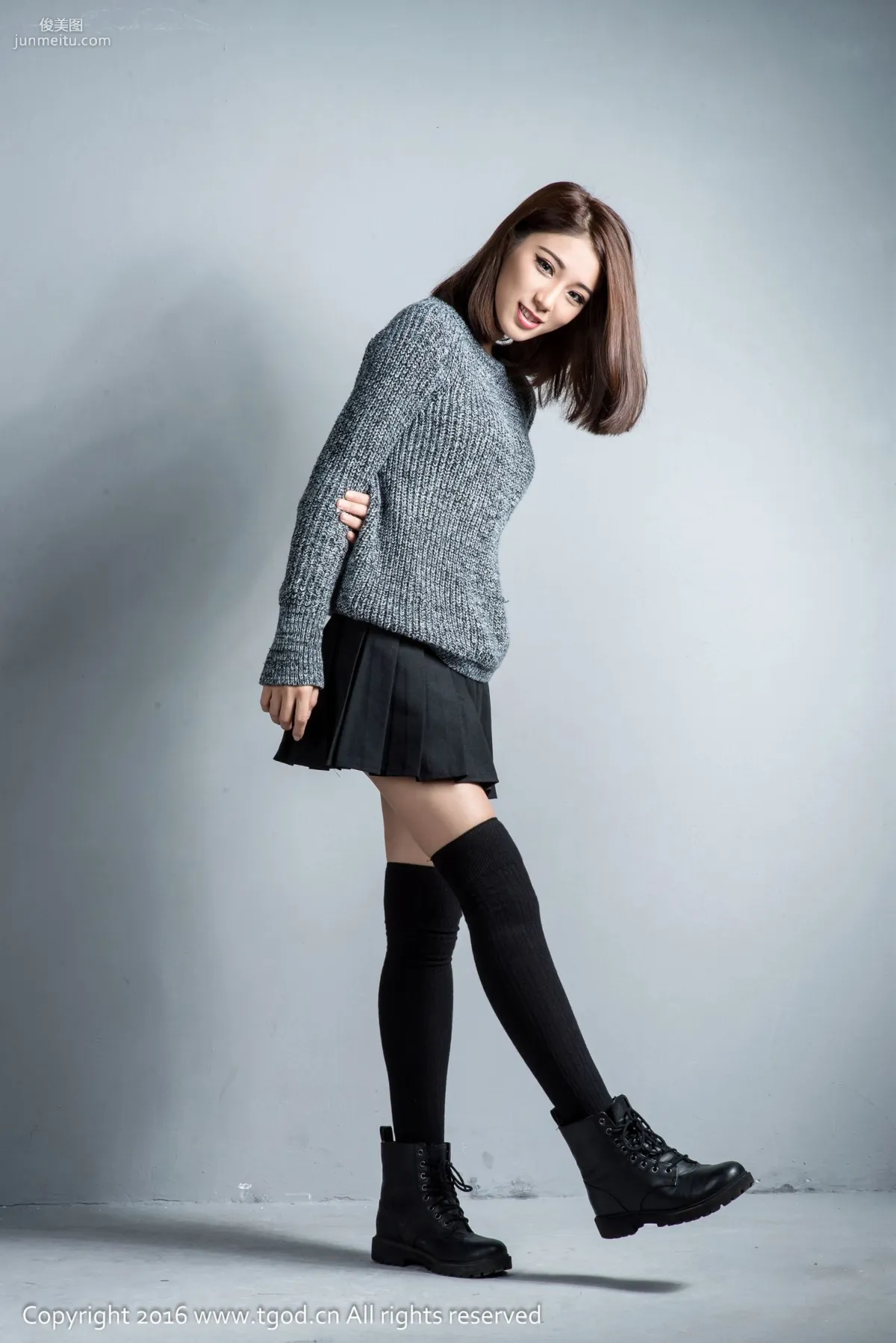 Lee Xiaotang, Girl Obsessed with Tattoos, Primitive Wildness [TGOD] Photo Set photo 36