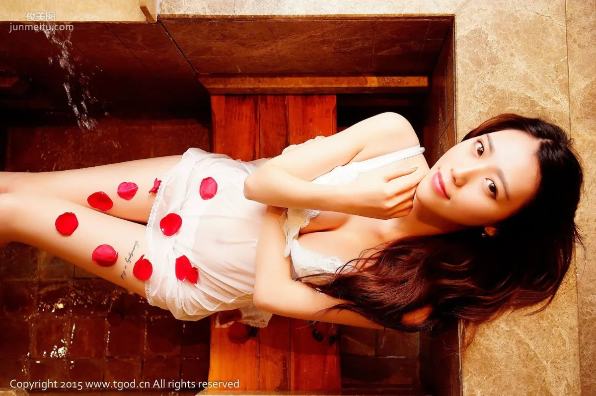 Deng Xue: TGOD photo 40