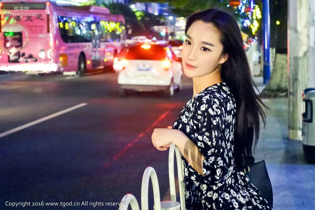 Qimeng Cherish Street Snap + Maid + Bathroom Wet Body [TGOD] Photo Set photo 2