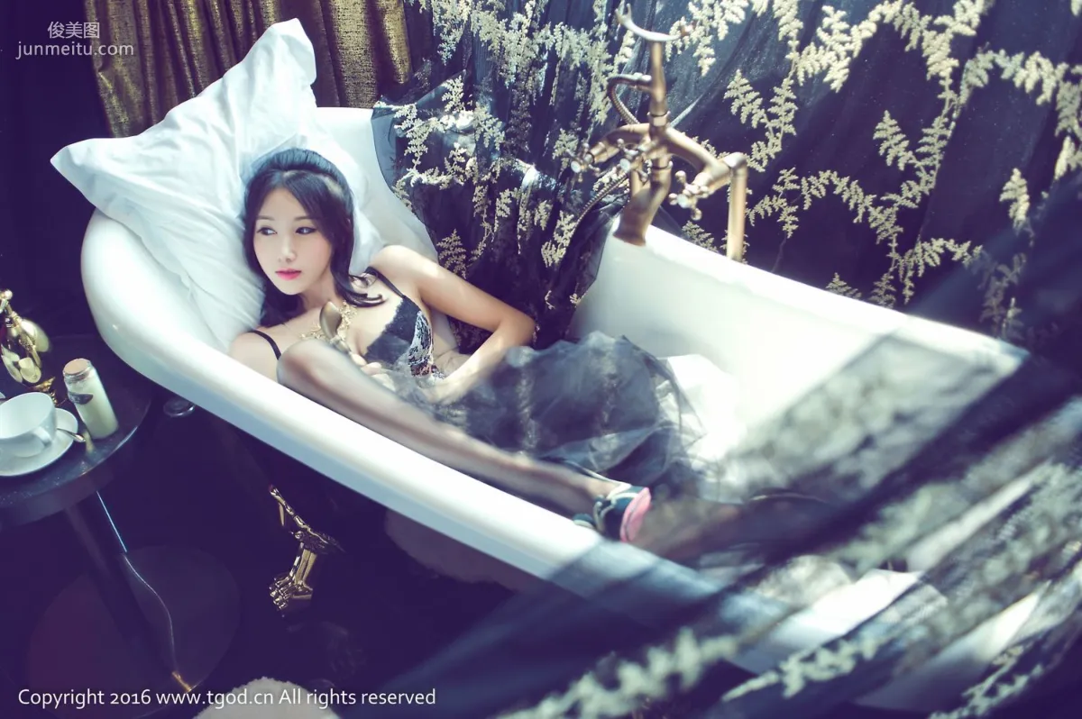 Zhan Ru 'Lace Bathtub Stockings Temptation' [TGOD] Photo Set photo 28
