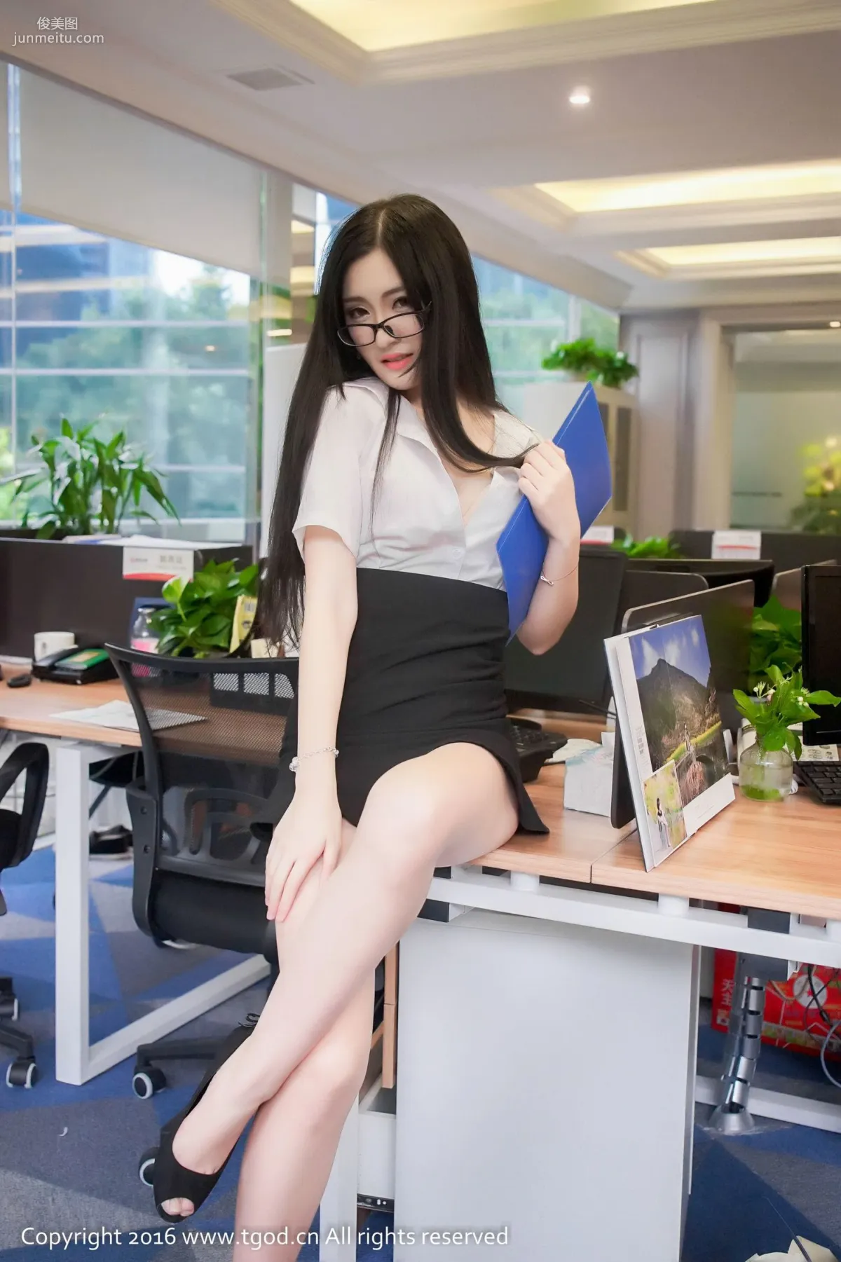 沈夢瑤G-cat《制服誘惑不可擋》 [推女神TGOD] 寫真集 35