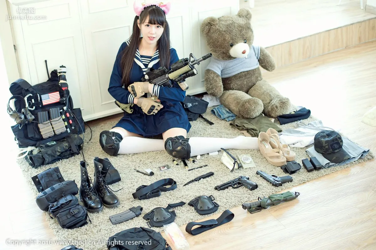 Yiyi Eva, Childlike Little Cutie [TGOD] Photo Set photo 32