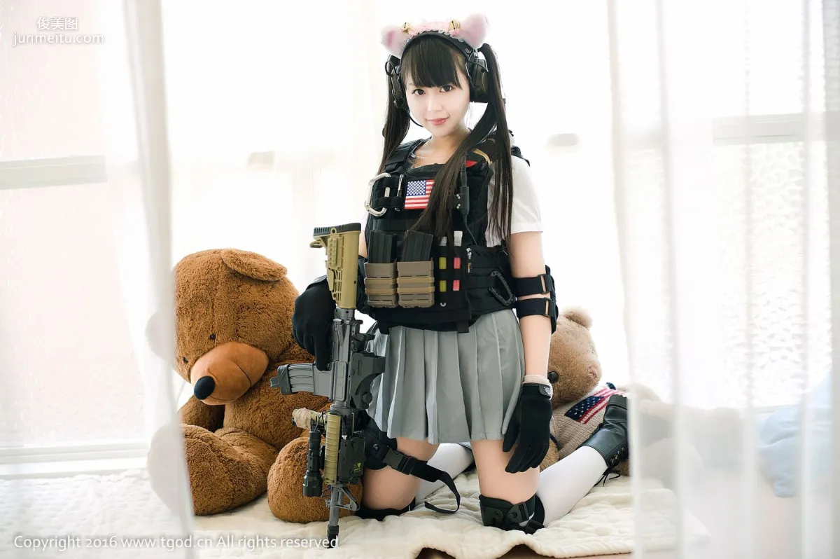 Yiyi Eva, Childlike Little Cutie [TGOD] Photo Set photo 17