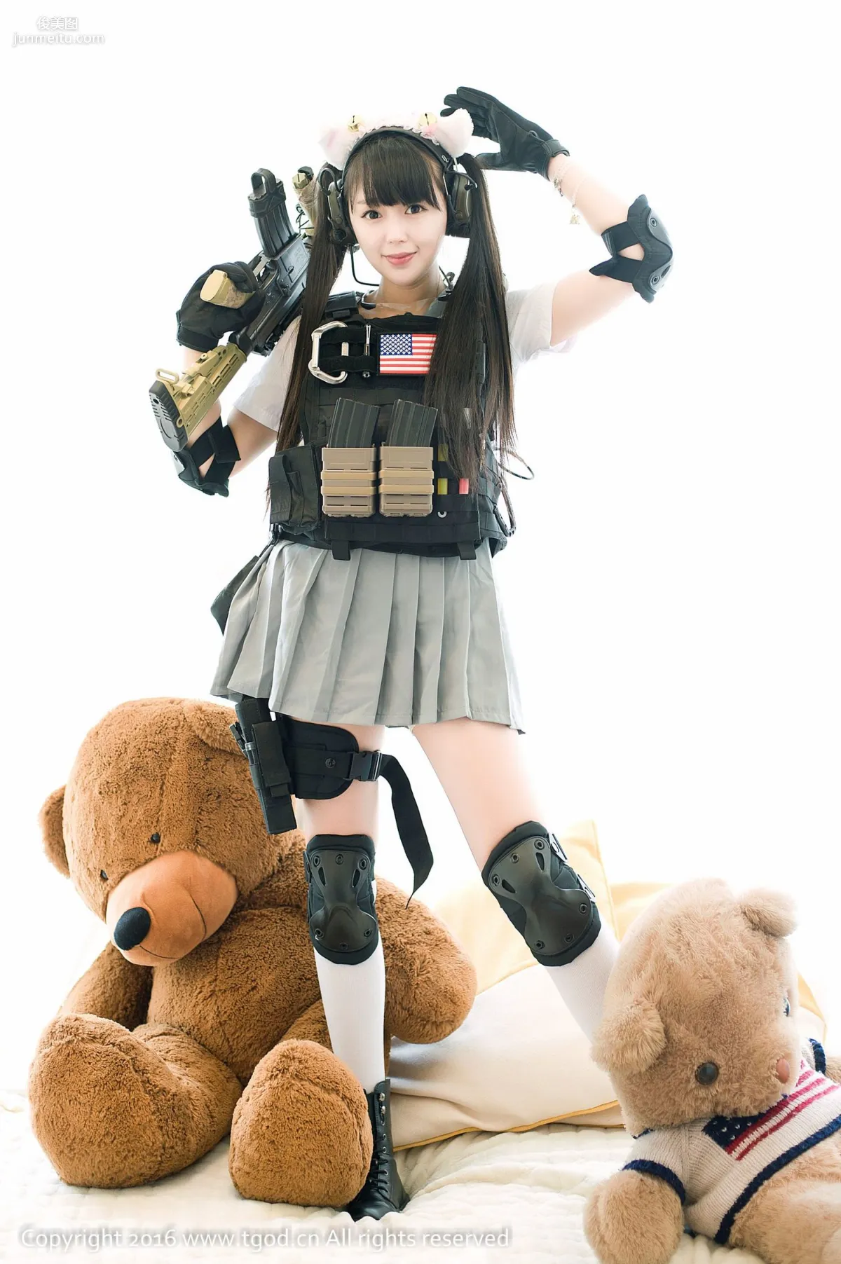 Yiyi Eva, Childlike Little Cutie [TGOD] Photo Set photo 22