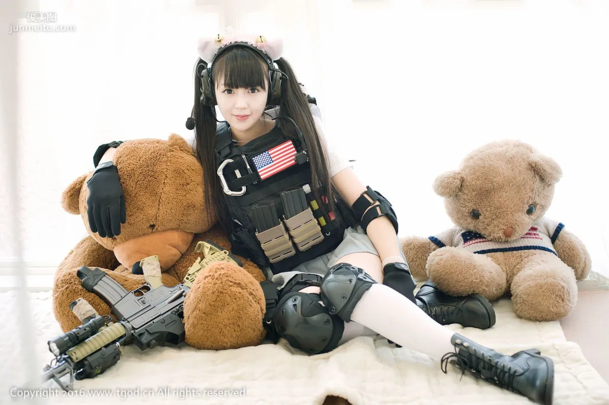 Yiyi Eva, Childlike Little Cutie [TGOD] Photo Set photo 25