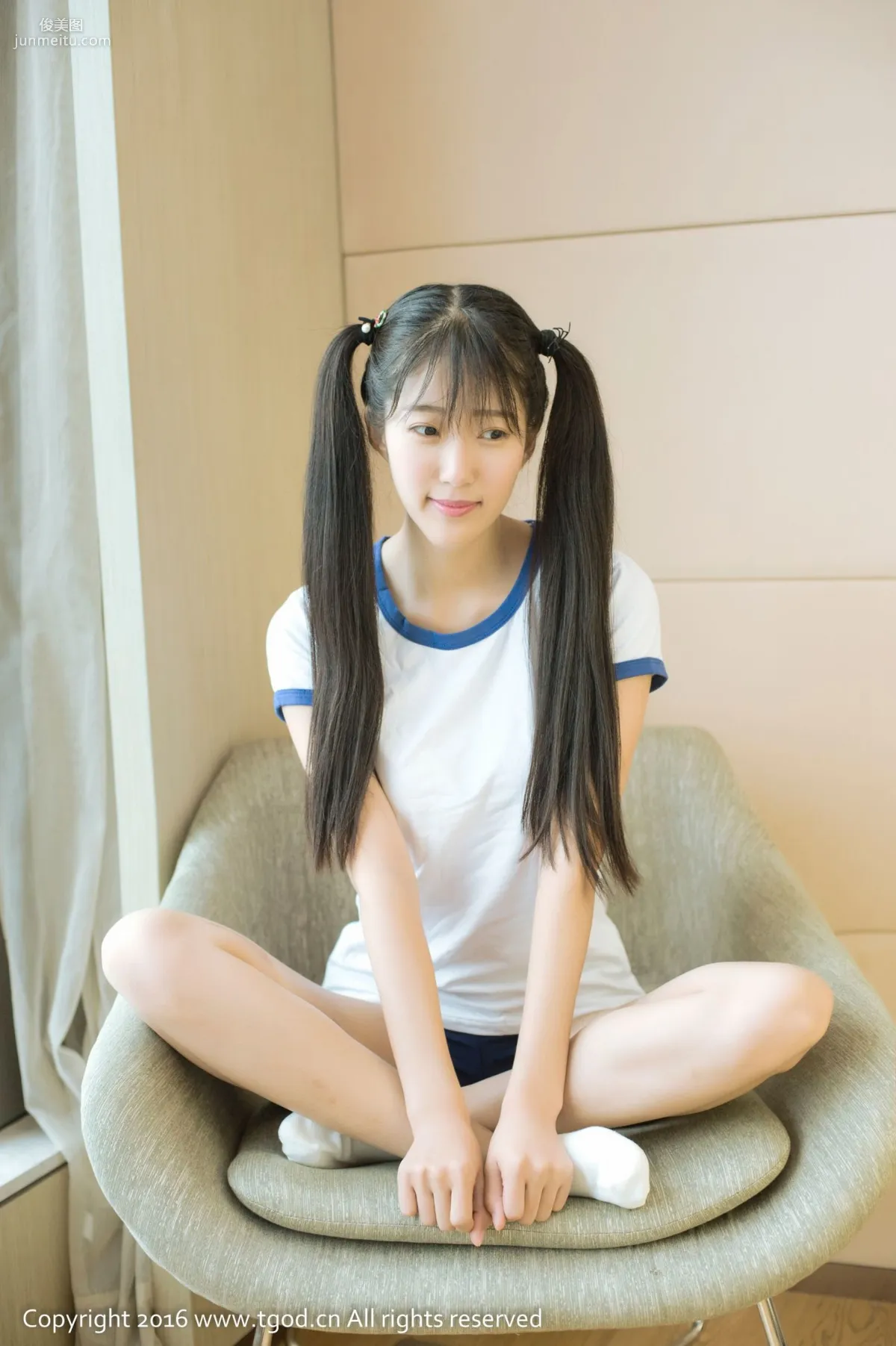 奶糖Uki《一个无比真实漂亮的北影姑娘》 [推女神TGOD] 写真集2