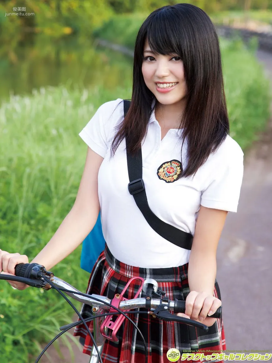 Chiyo Koma, Showing Off a Stunning Waist and Firm Beautiful Butt!! Photo Set [DGC] NO.1345 photo 2