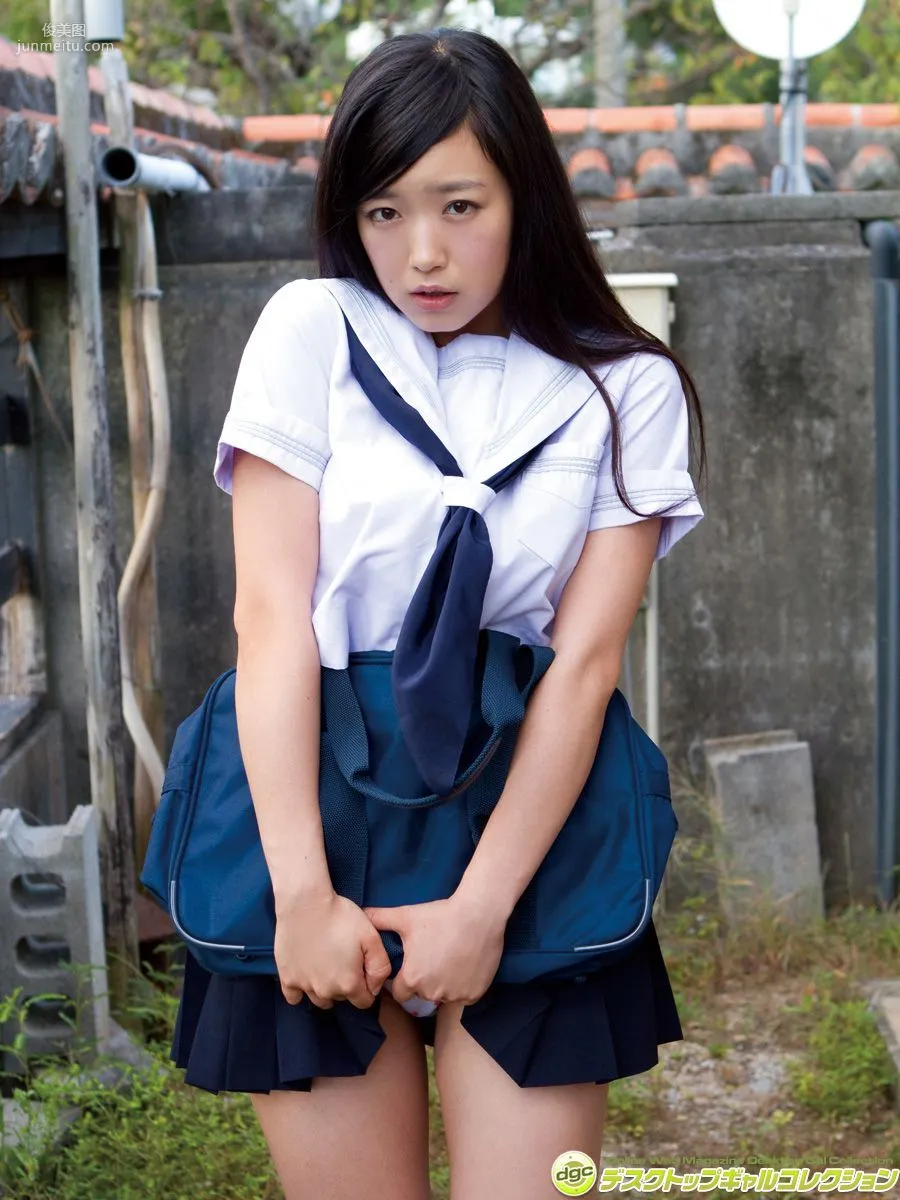 佐佐木心音《沖縄のビーチでまさかの豊満バスト披露!》写真集 [DGC] NO.1289 2