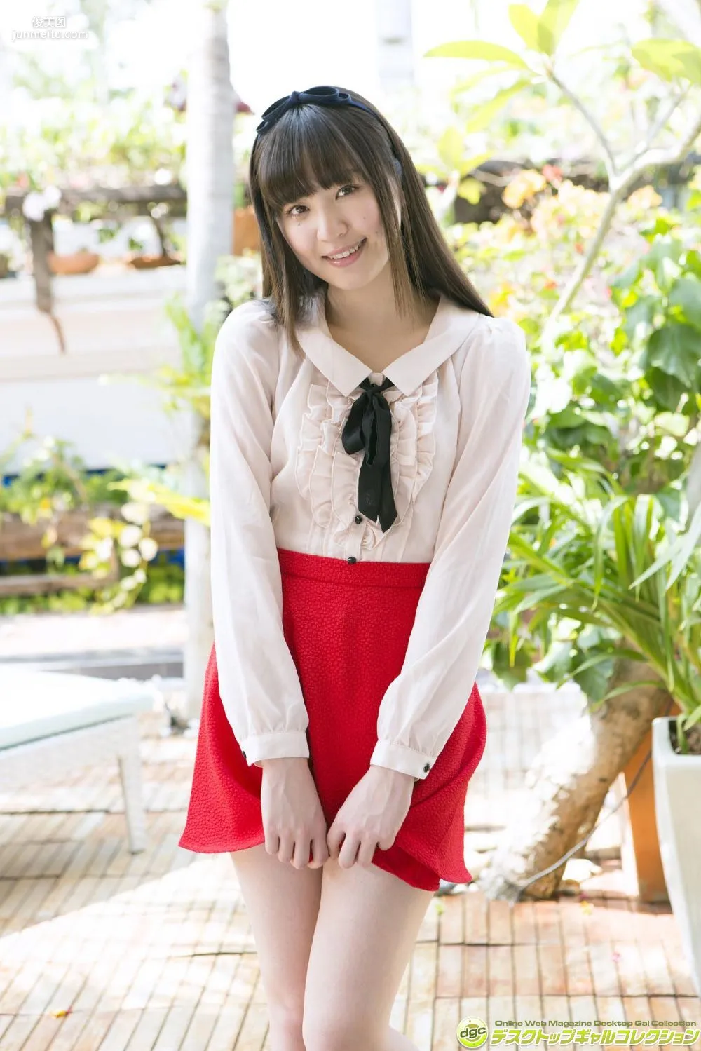 船岡咲《咲がちょ～大膽ちょ～セクシーにお手伝い！》 寫真集 [DGC] NO.1326 54