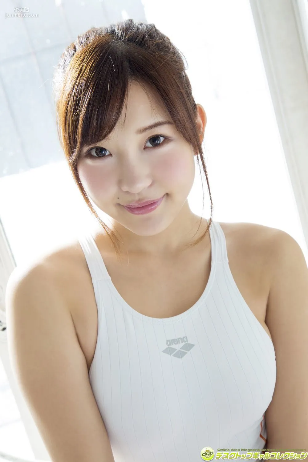 Yuriko Ishihara, Young Lady Face and Richly Ripened Beautiful F-Cup Breasts, Photo Set [DGC] NO.1331 photo 17