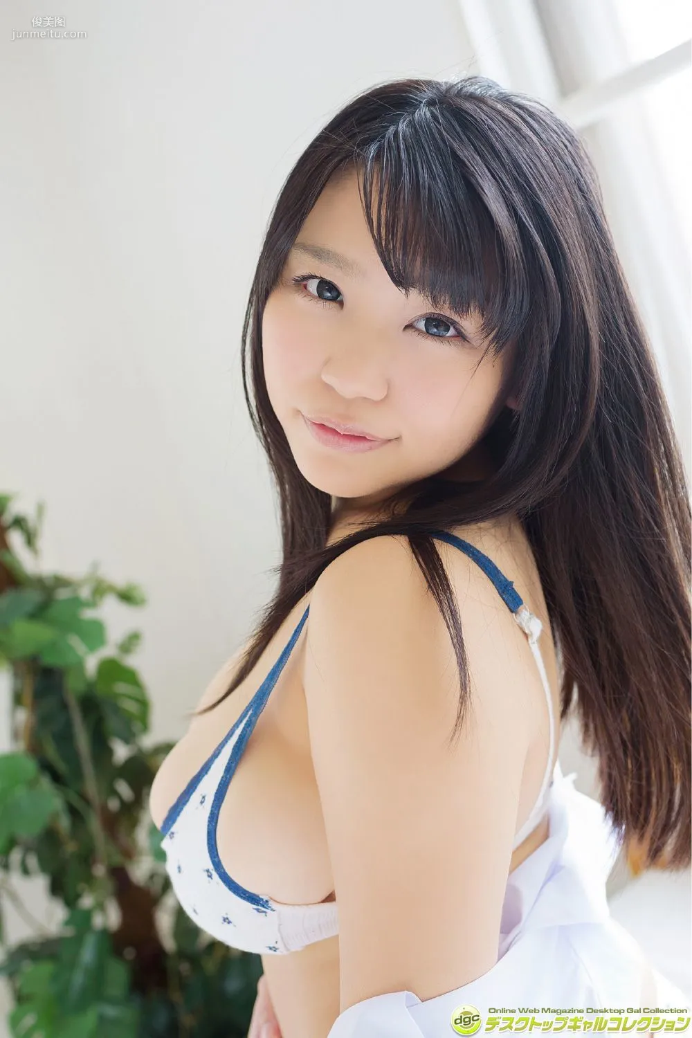 Satomi Watanabe "The 100cm I-Cup Bust Is Truly National Treasure Level" Photo Set [DGC] NO.1328 photo 16