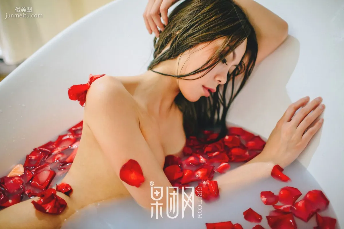Anne, Girl Waiting Lonely in Her Room [Girlt] No.069 Photo Set photo 53