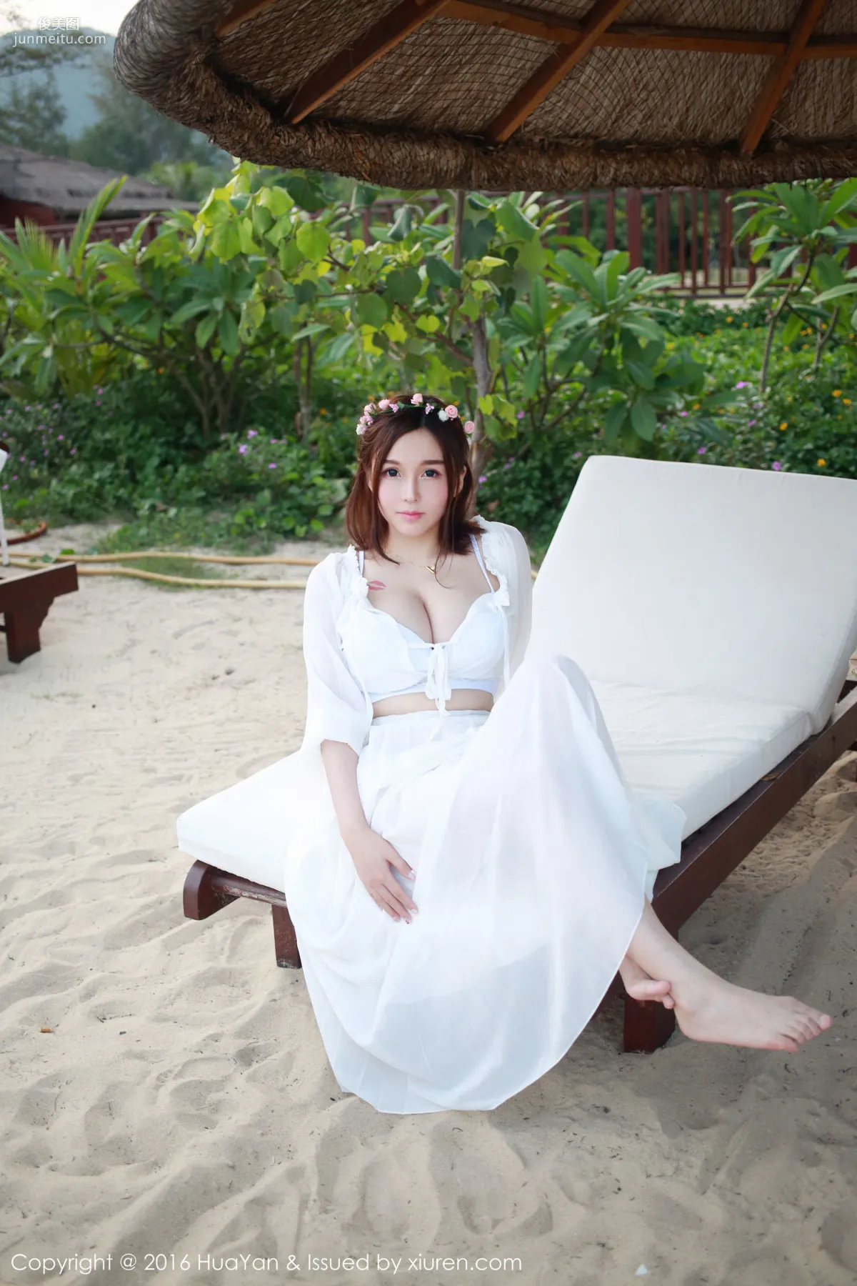 沈蜜桃off《三亞旅拍第2套》 [花の顔HuaYan] VOL.012 寫真集 46