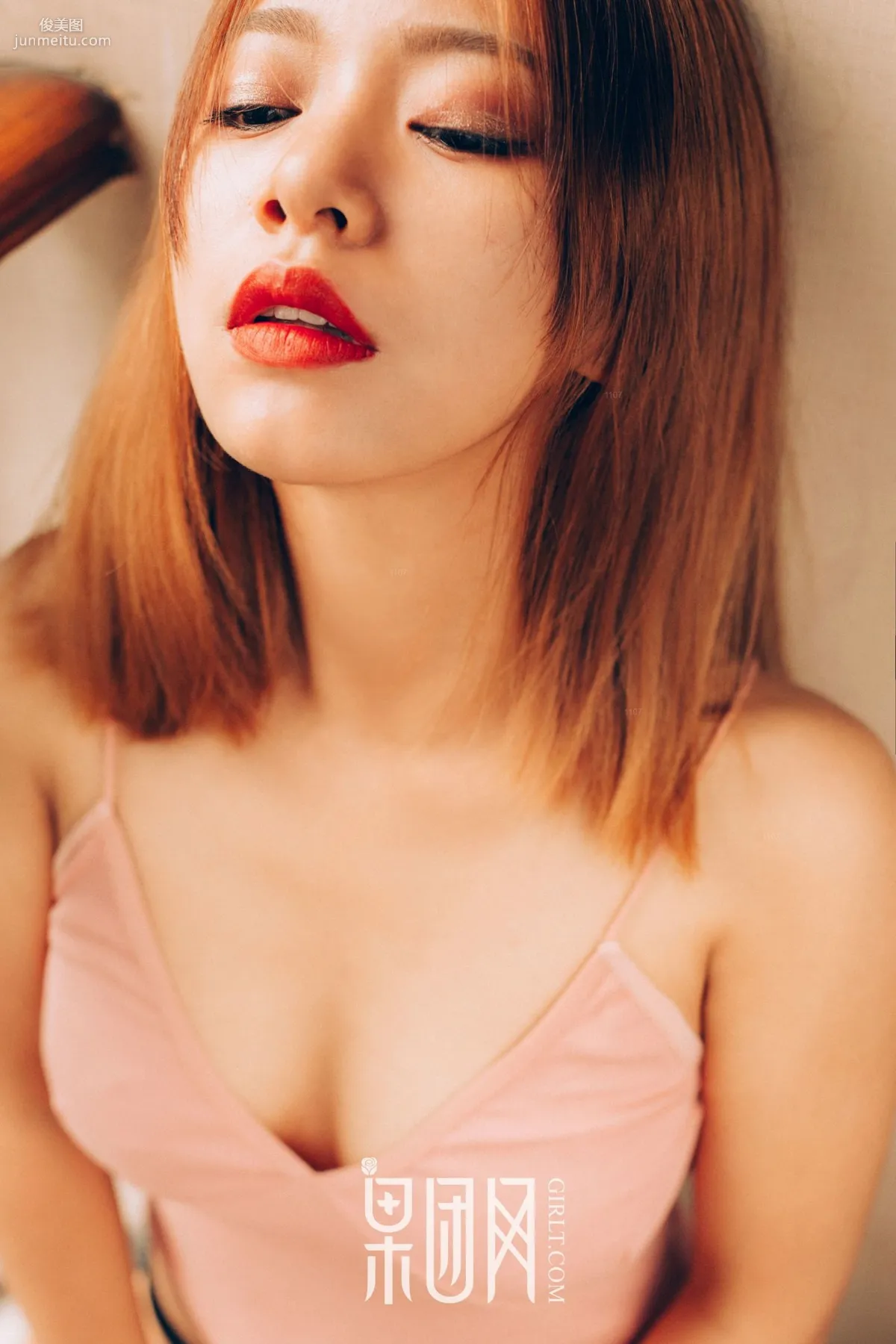 Sexy Girl Breasts and Curves Black Stockings Alluring [Girlt] No.068 Photo Set photo 67