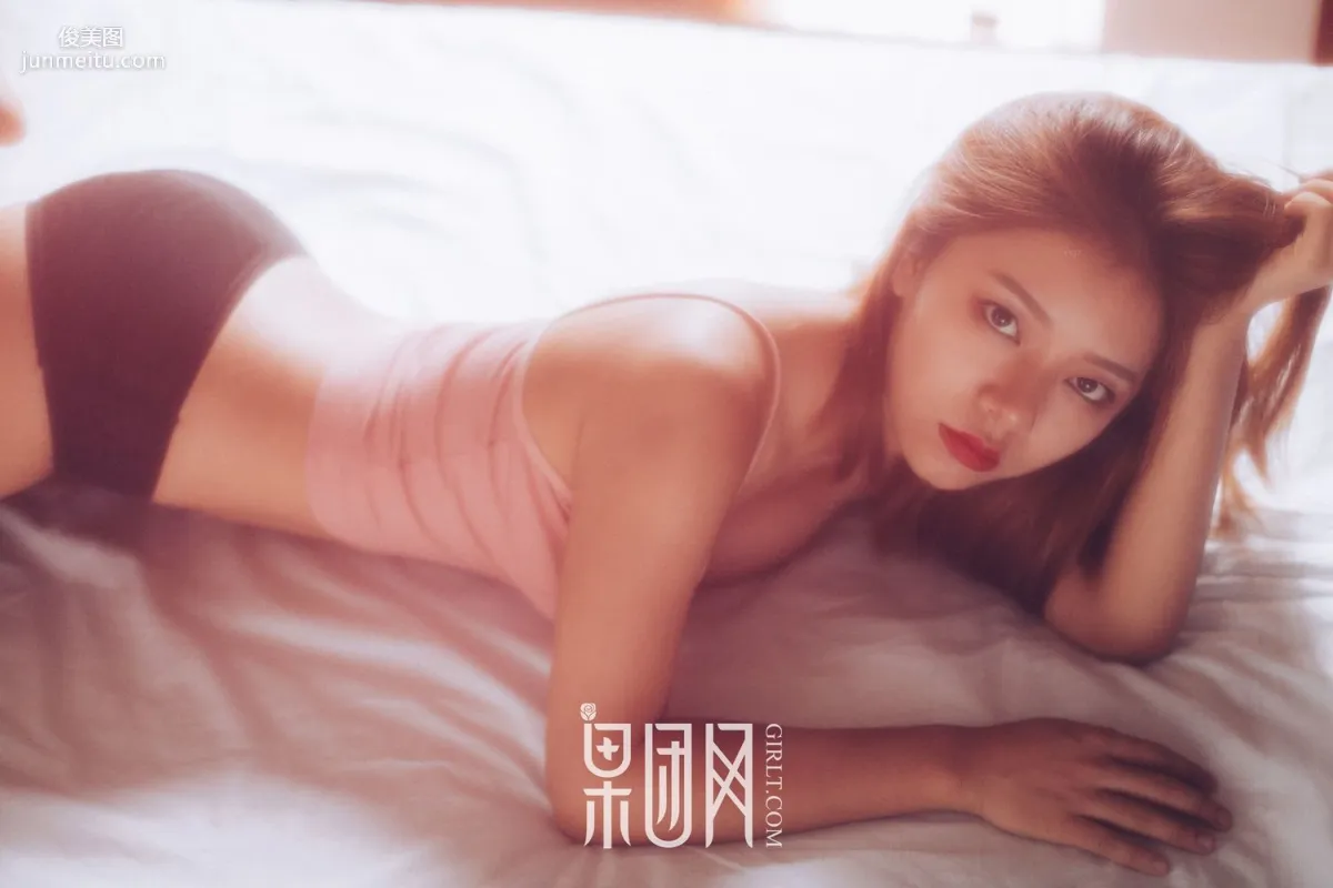Sexy Girl Breasts and Curves Black Stockings Alluring [Girlt] No.068 Photo Set photo 40