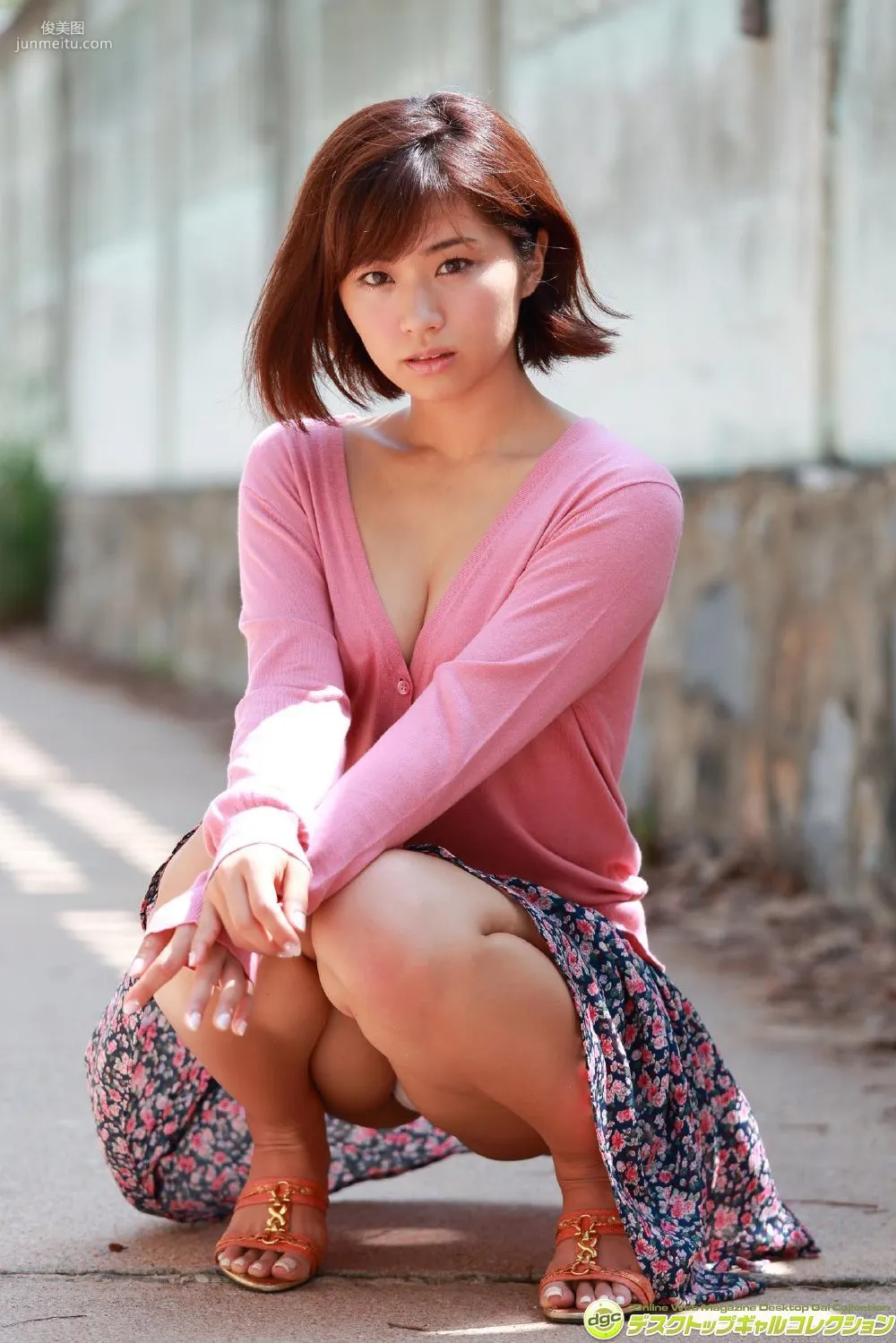 安枝瞳《キュートな笑顔とプリッとしたお尻が魅力!》 写真集 [DGC] NO.1348 1
