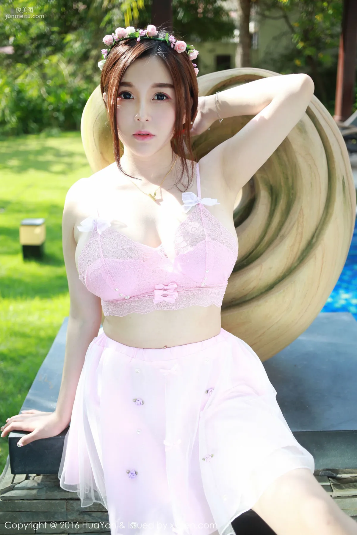 沈蜜桃off《巨乳蜜桃》 [花の顔HuaYan] VOL.007 寫真集 44