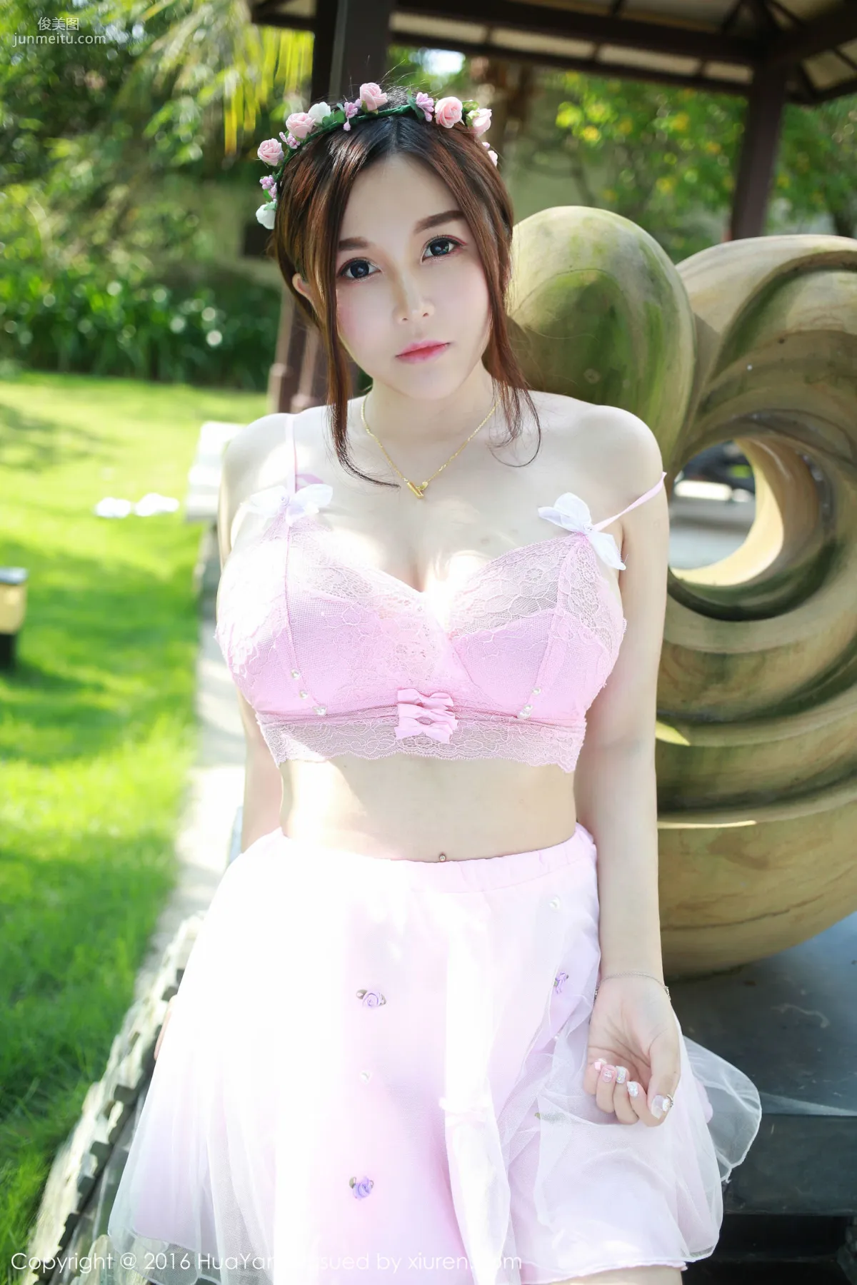 沈蜜桃off《巨乳蜜桃》 [花の顔HuaYan] VOL.007 寫真集 43