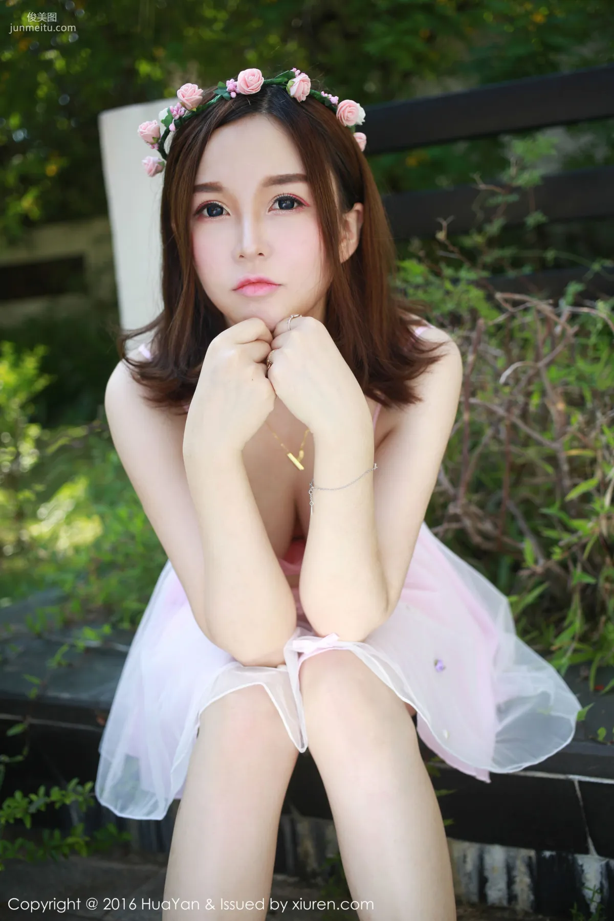 沈蜜桃off《巨乳蜜桃》 [花の顔HuaYan] VOL.007 寫真集 53