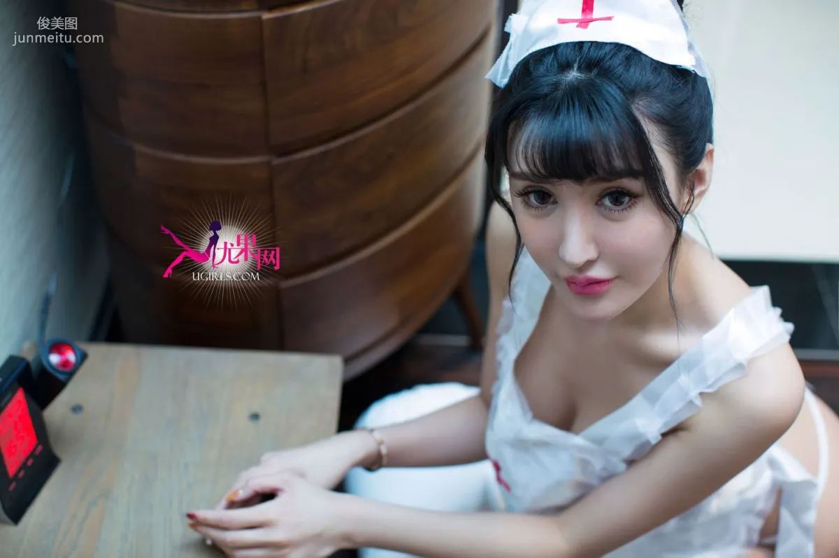 黛蓓琪《蘿莉誠可貴 禦姐價更高》寫真集 [尤果網Ugirls] U088 4