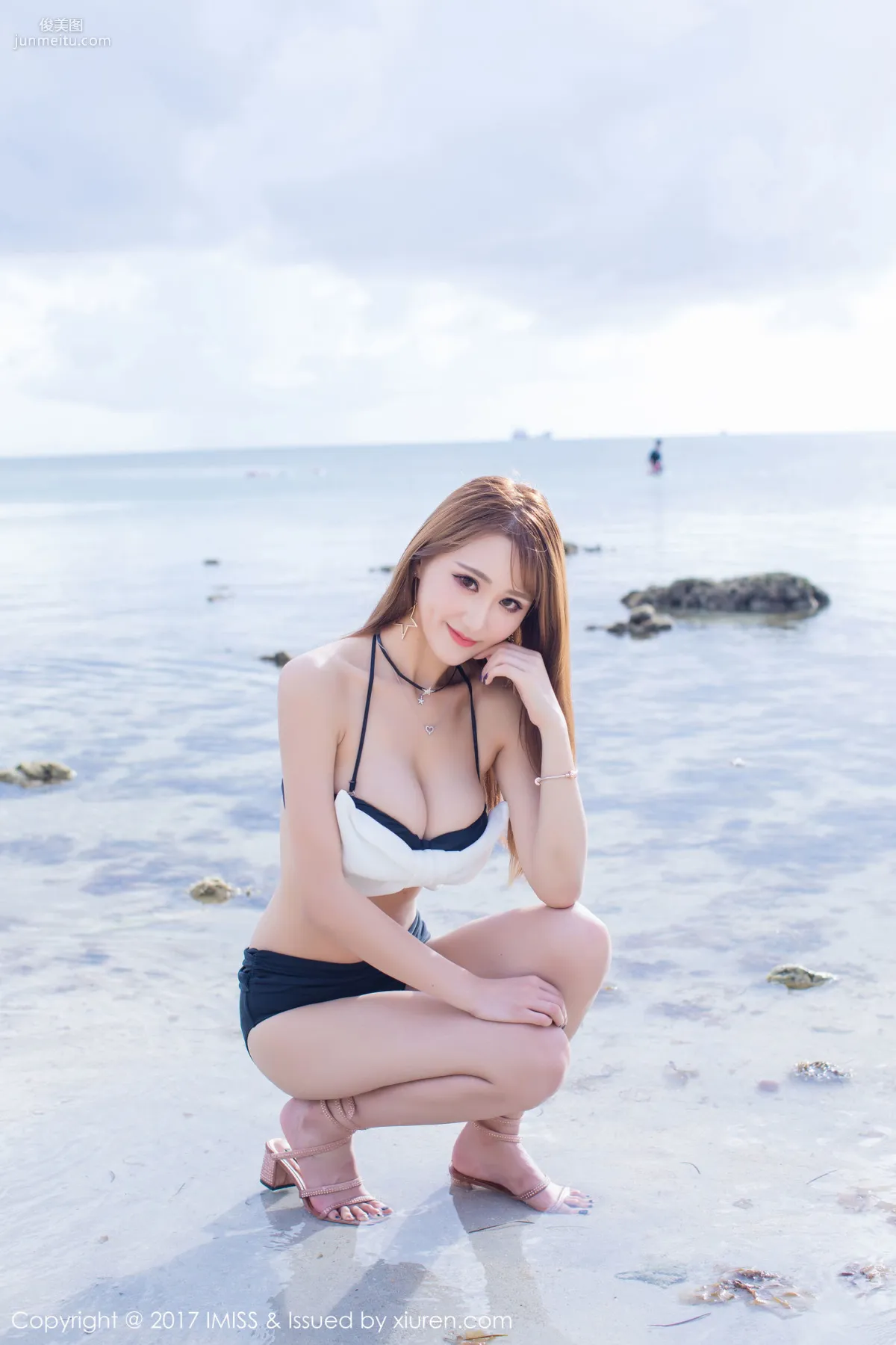Yuwei Vivian "Outstanding Temperament, Slender Waist" [IMISS] VOL.179 Photo Set photo 20