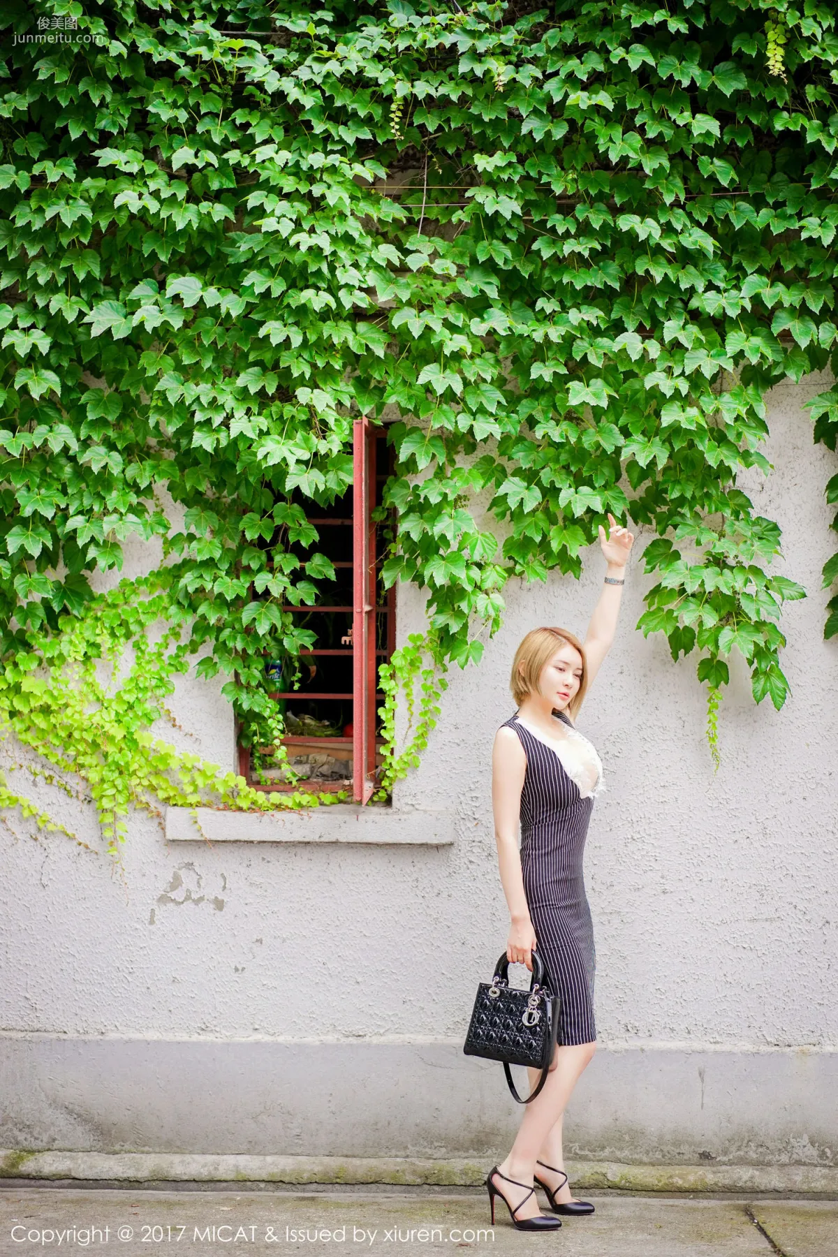 Kai Zhu, Long Skirt Street Snap + Lace Lingerie [MICAT] Vol.013 Photo Set photo 9