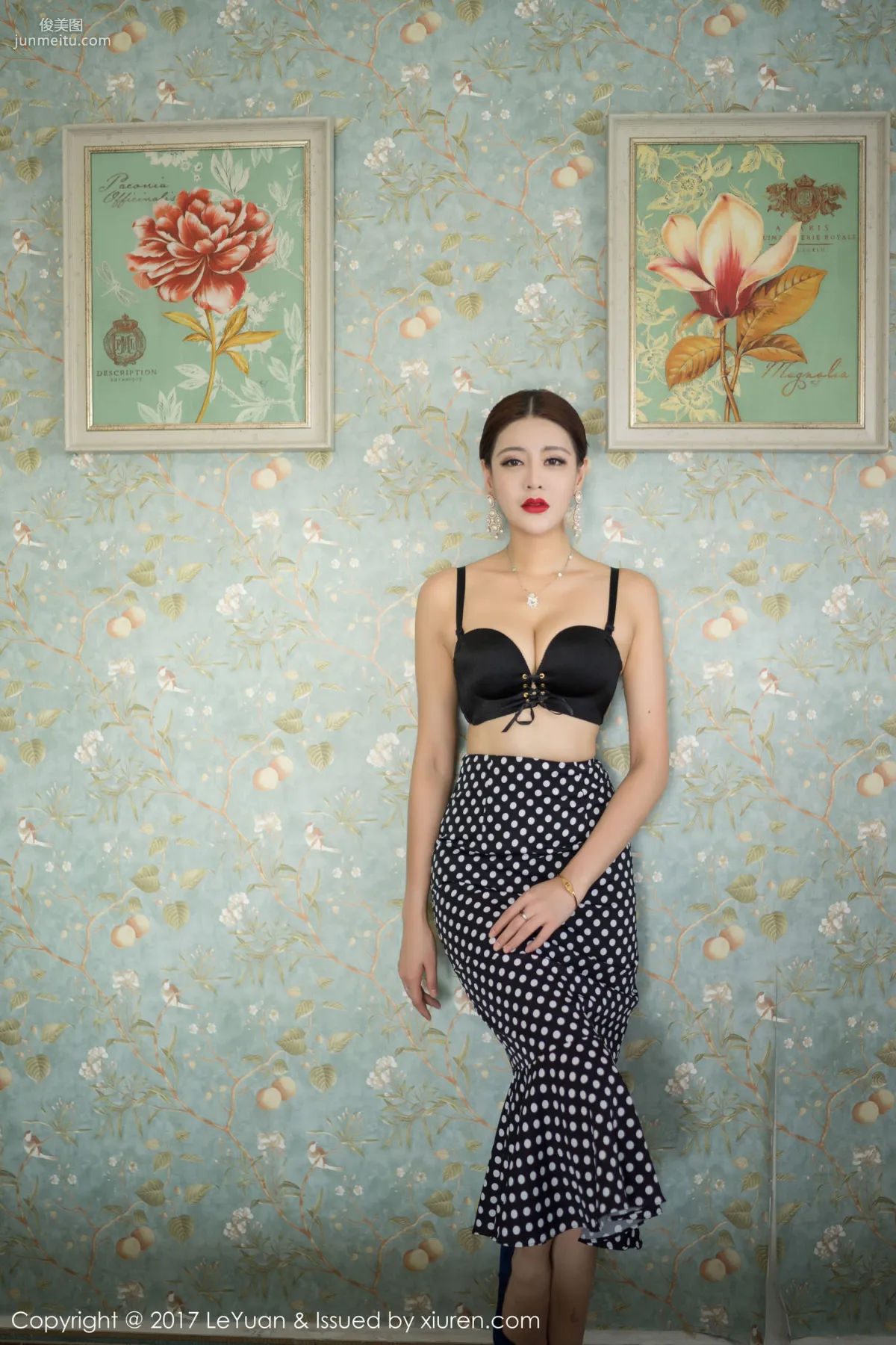 Mei Xizi Amazing Figure, a Pair of Jade Rabbits Ready to Pop Out [LeYuan] VOL.041 Photo Set photo 7
