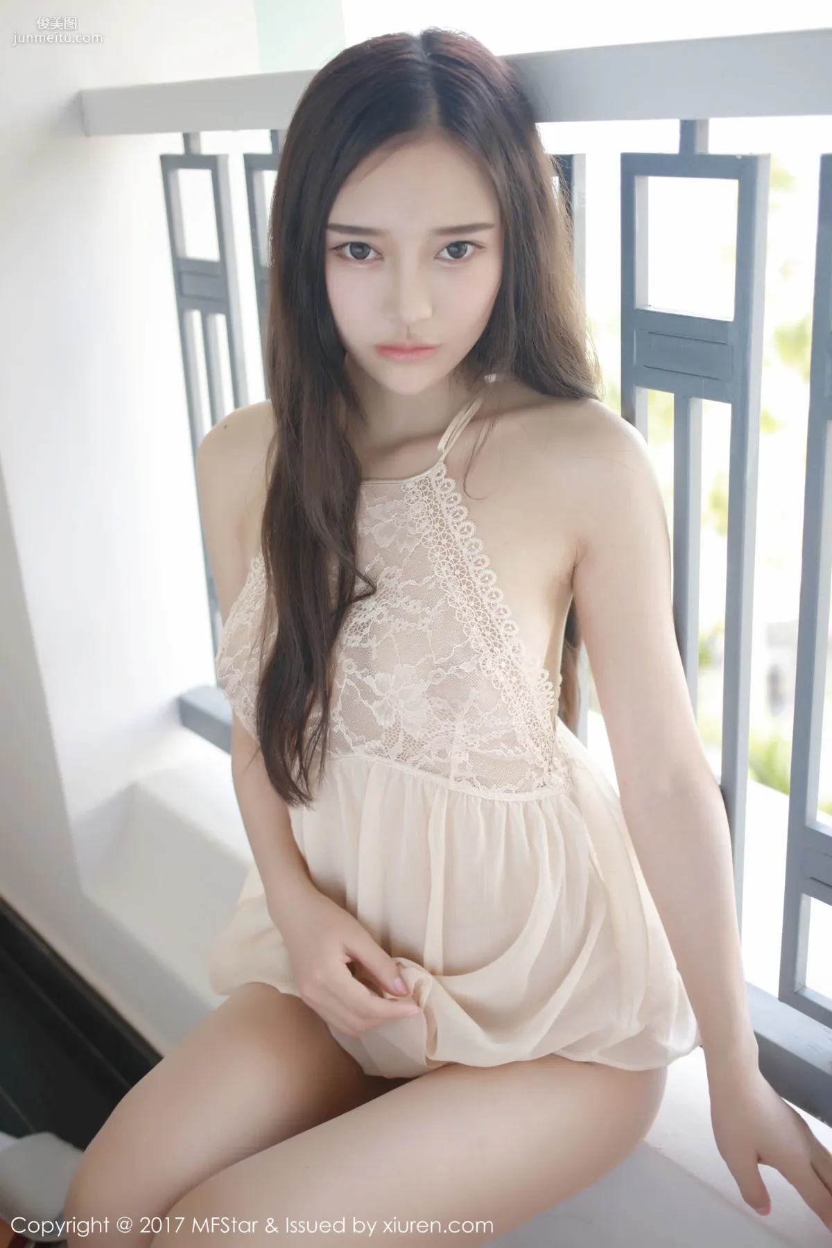 Tang Qier il, Beauty in Lace Dress [MFStar] VOL.101 Photo Set photo 20