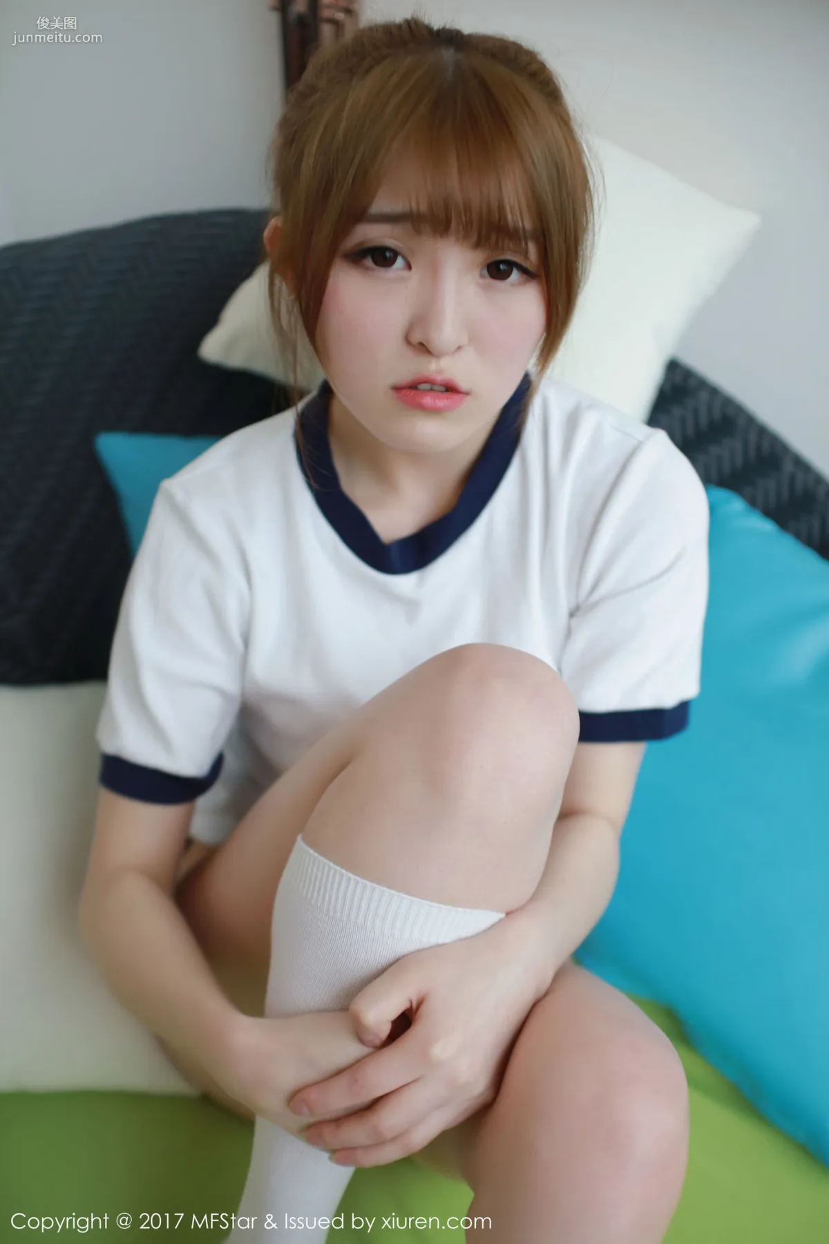 Yi Xiaoqi MoMo Sports Outfit + Glasses OL [MFStar] Vol.090 Photo Set photo 32