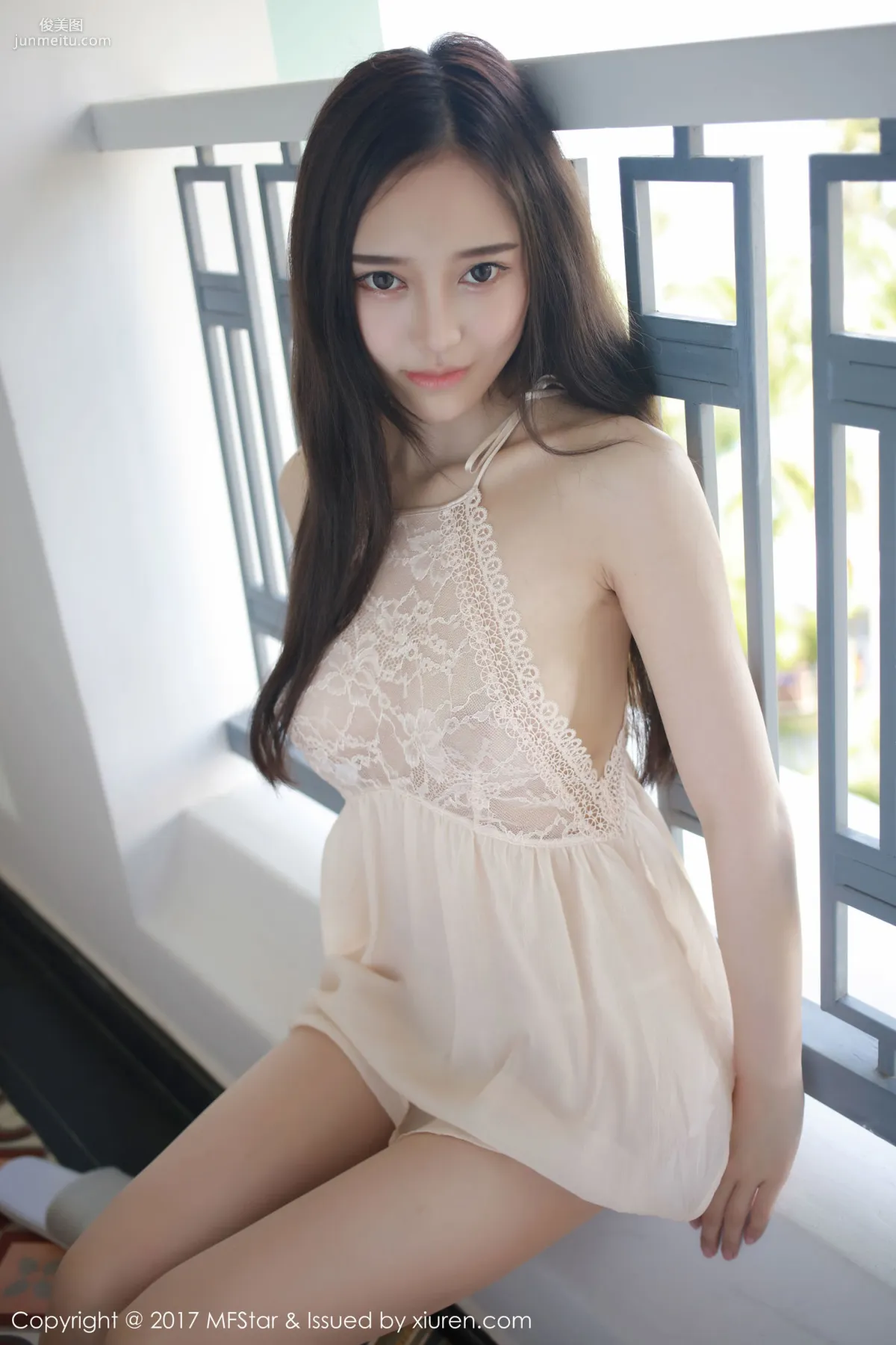 Tang Qier il, Beauty in Lace Dress [MFStar] VOL.101 Photo Set photo 14