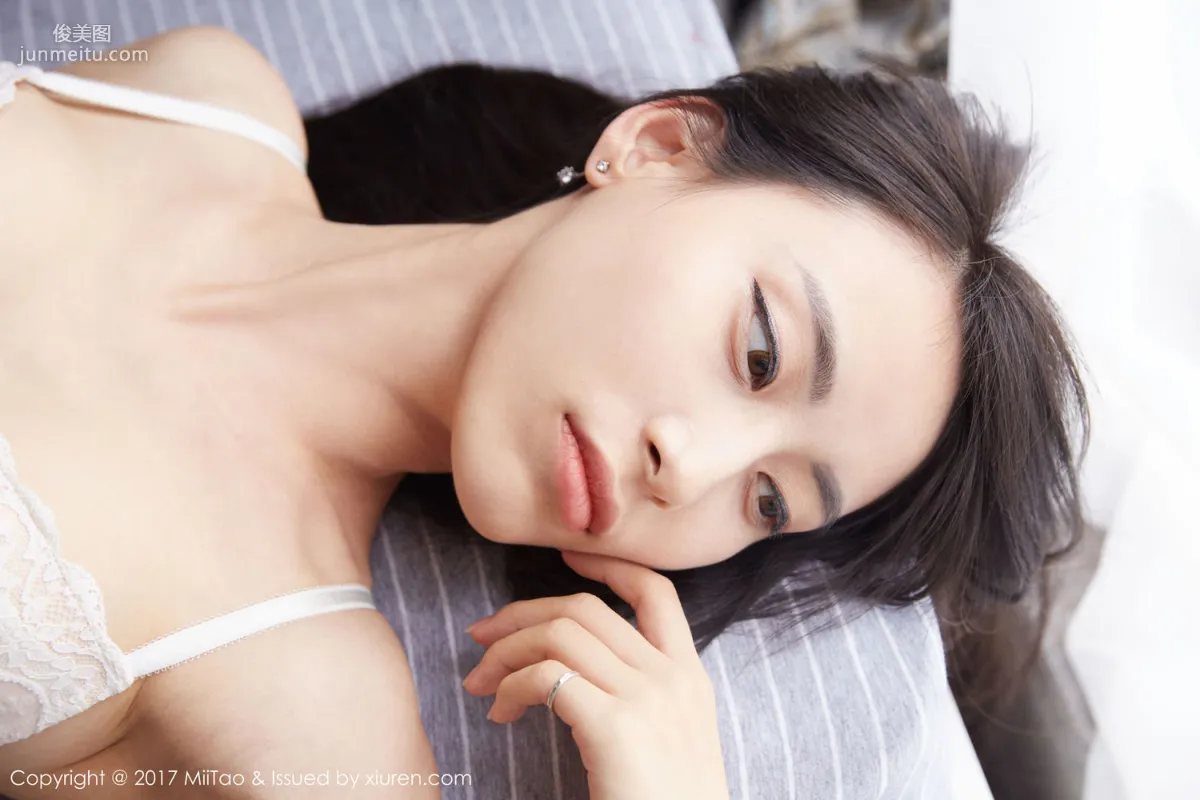 Dong Qian, A Girl with an Artistic Temperament [MiiTao] VOL.065 Photo Set photo 43