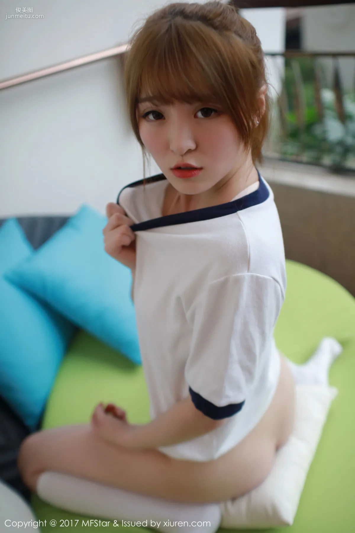 Yi Xiaoqi MoMo Sports Outfit + Glasses OL [MFStar] Vol.090 Photo Set photo 29