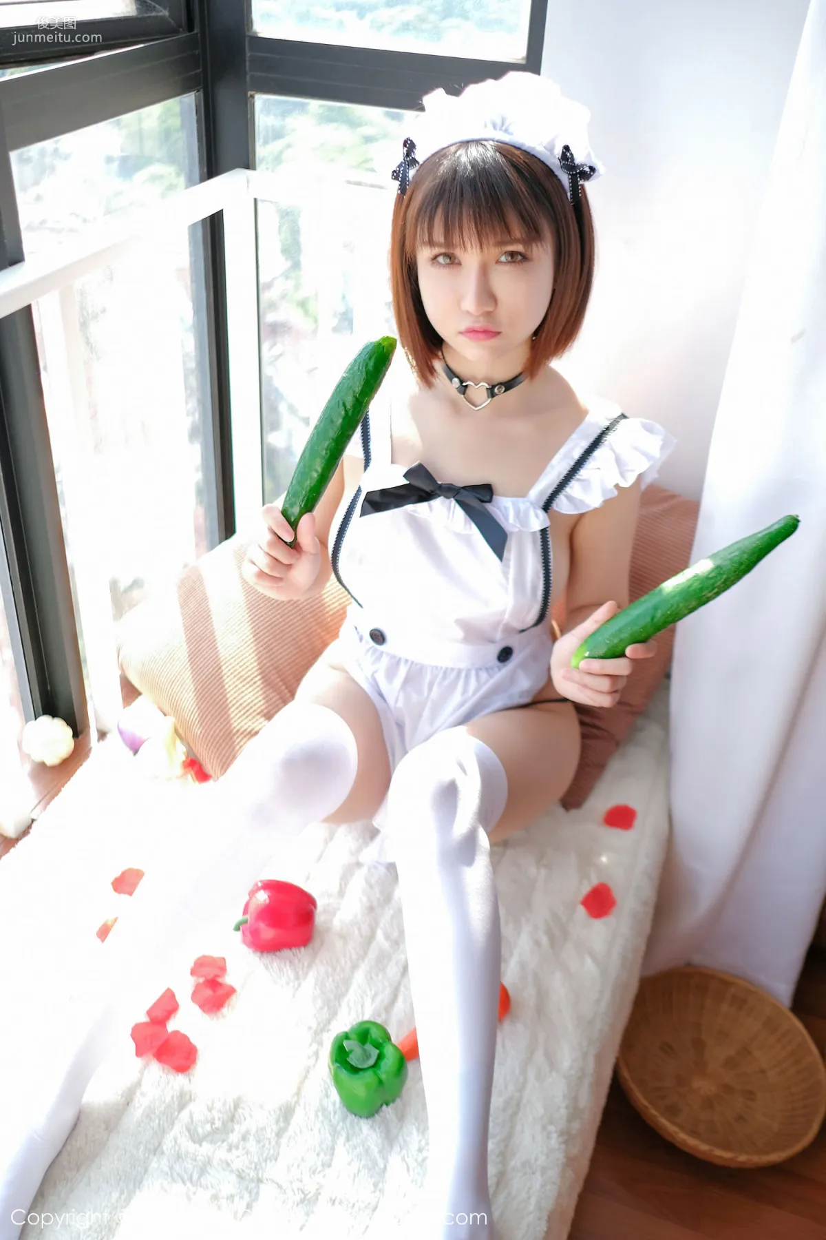K8 Aojiao Mengmeng Vivian, Maid Outfit + Cucumber Theme [UXING] VOL.058 Photo Set photo 31