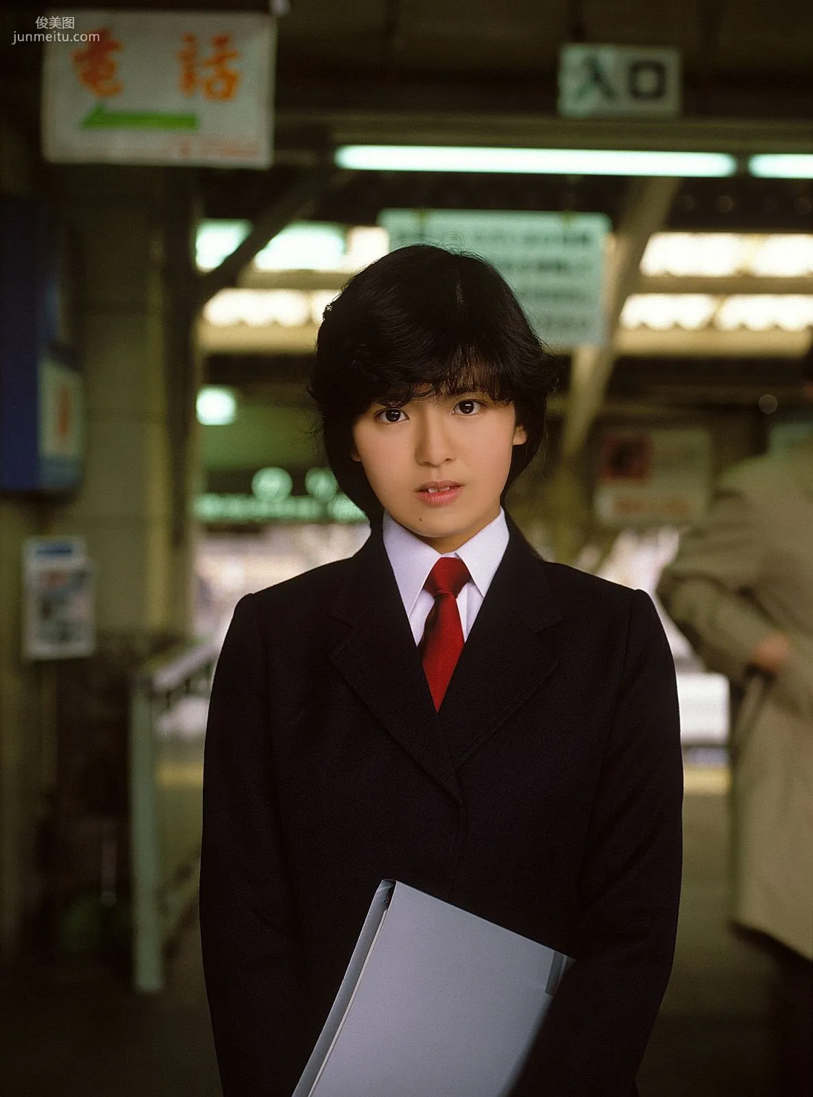 [NS Eyes] SF-No.212 Yoko Minamino 南野陽子 寫真集 34