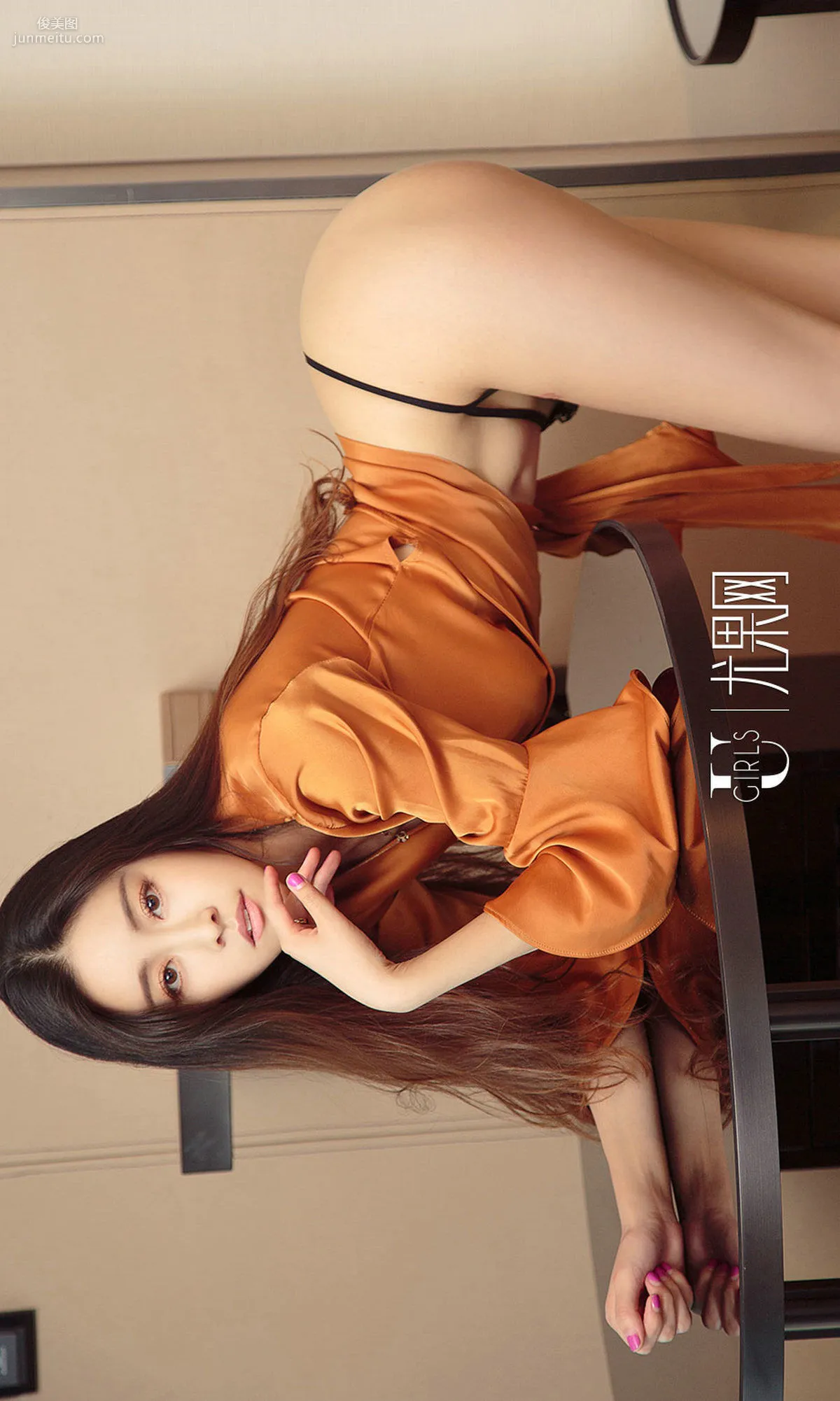 Ye Zi, September Gold [Ugirls App] No.851 Photo Set photo 33